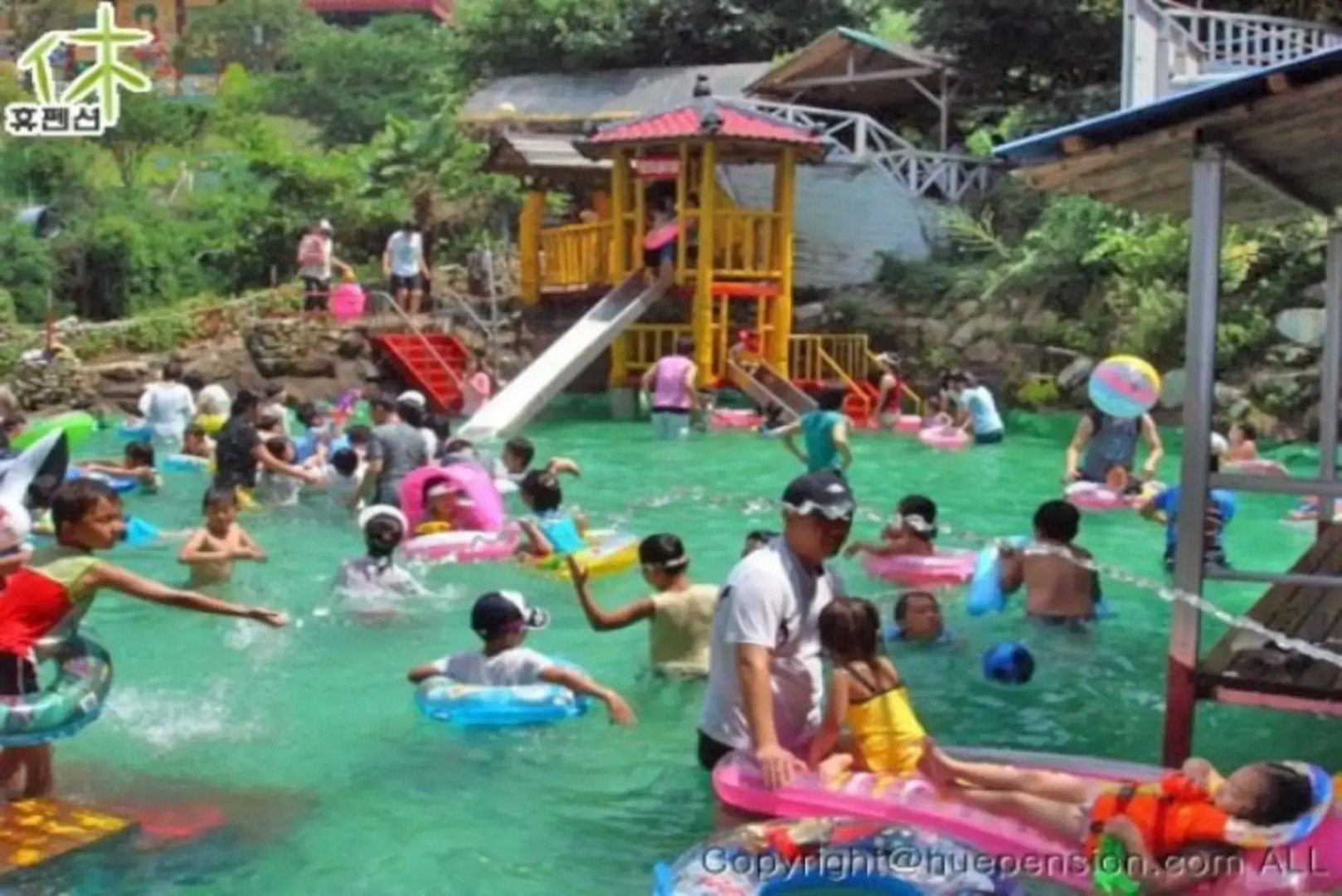 Sacheon Baegunimeomuneungot Pension