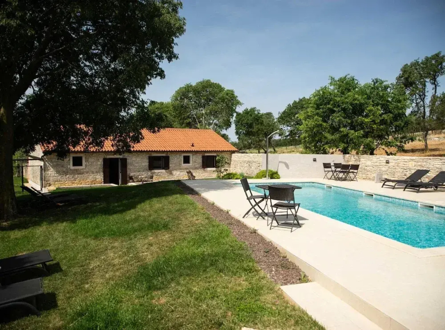 The Poolside Stone House in Bale