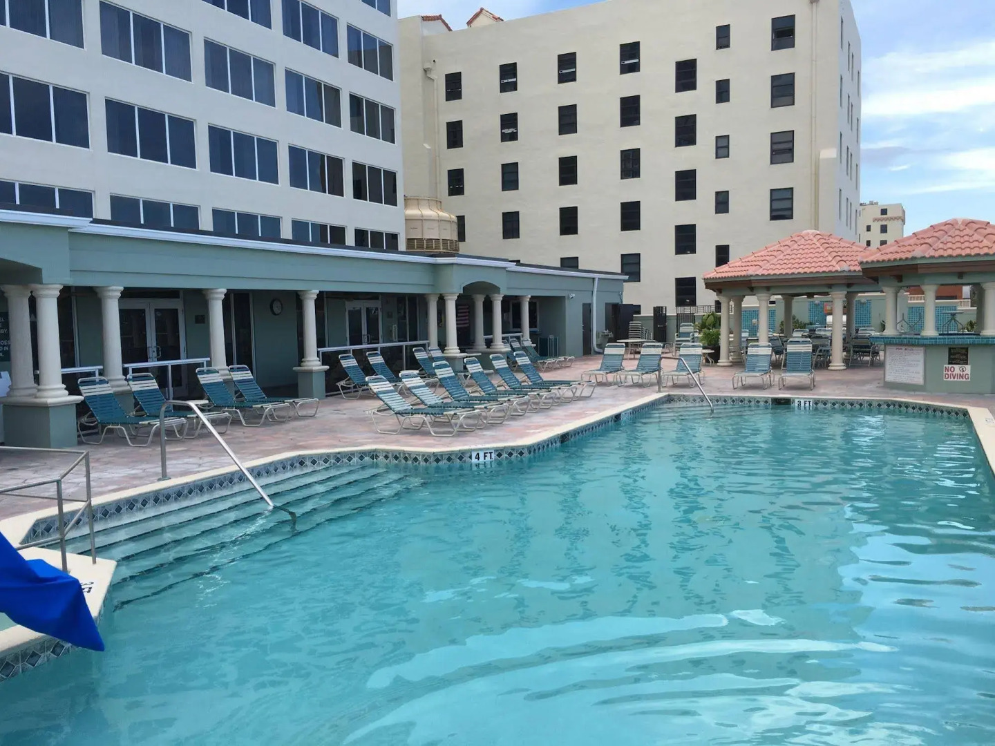 Hollywood Beach Tower