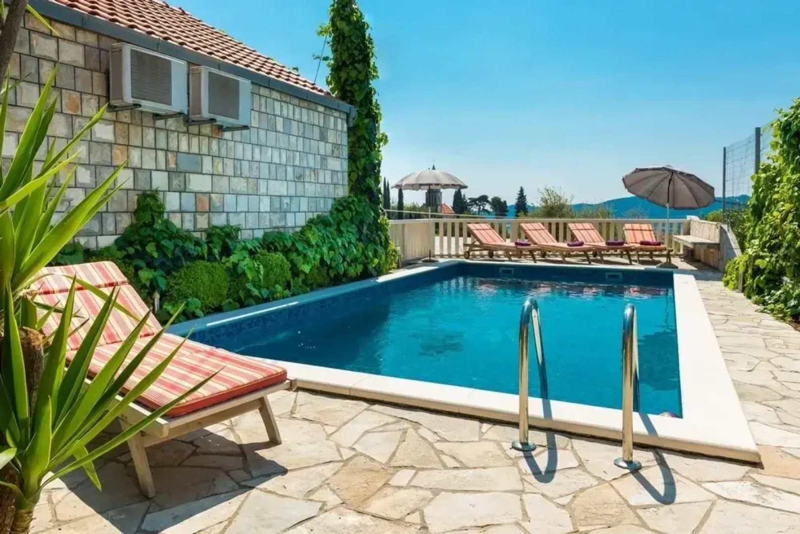 Villa Mia -three-bedroom Villa With Swimming Pool ID Direct Booker 990