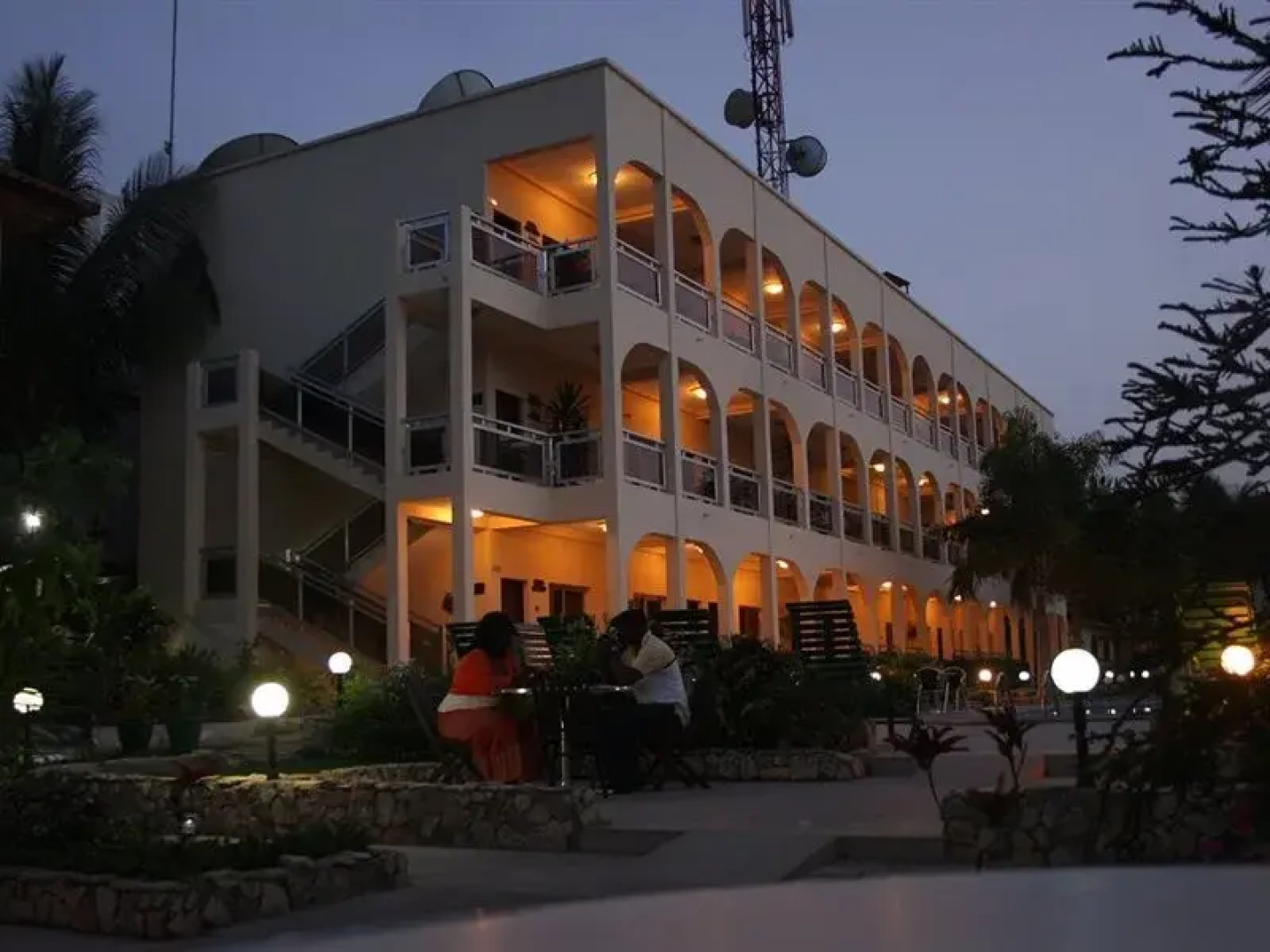 Seaview Gardens Hotel