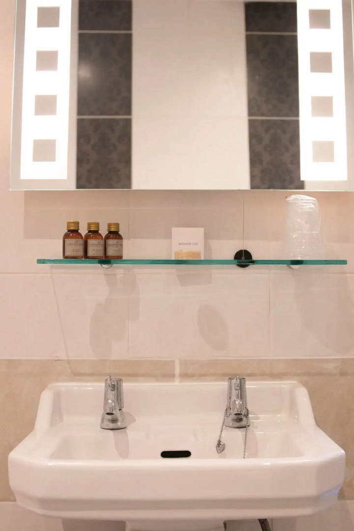 Woodlands Lodge Hotel