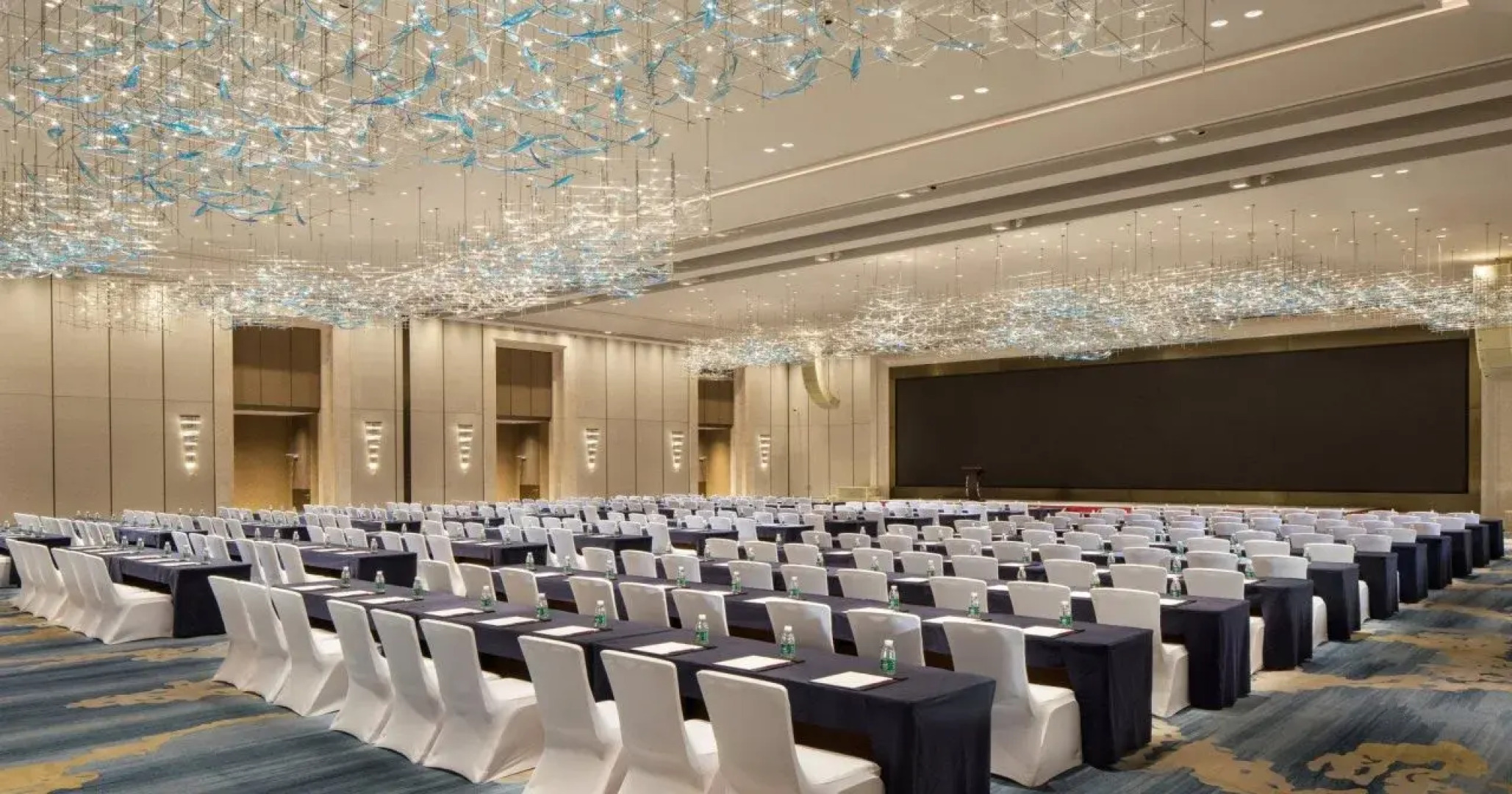 Crowne Plaza Xiangxi