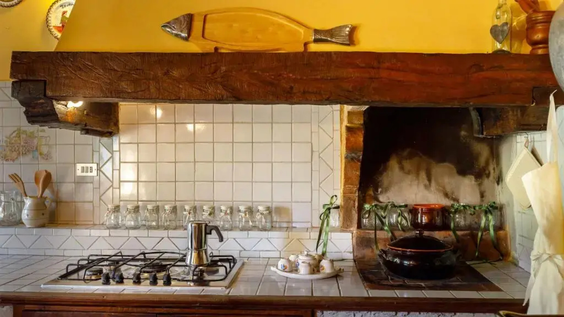 PIEVE DEL BORGO 6&2, Emma Villas