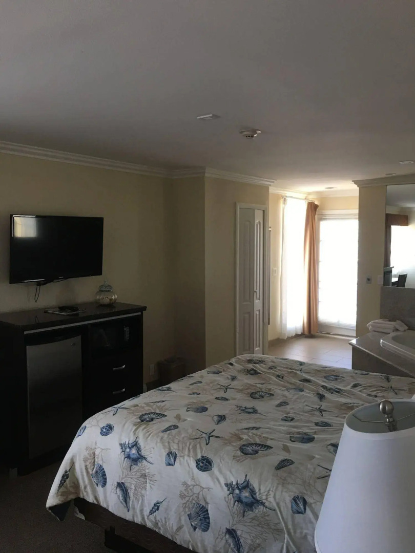 Ocean Surf Inn & Suites