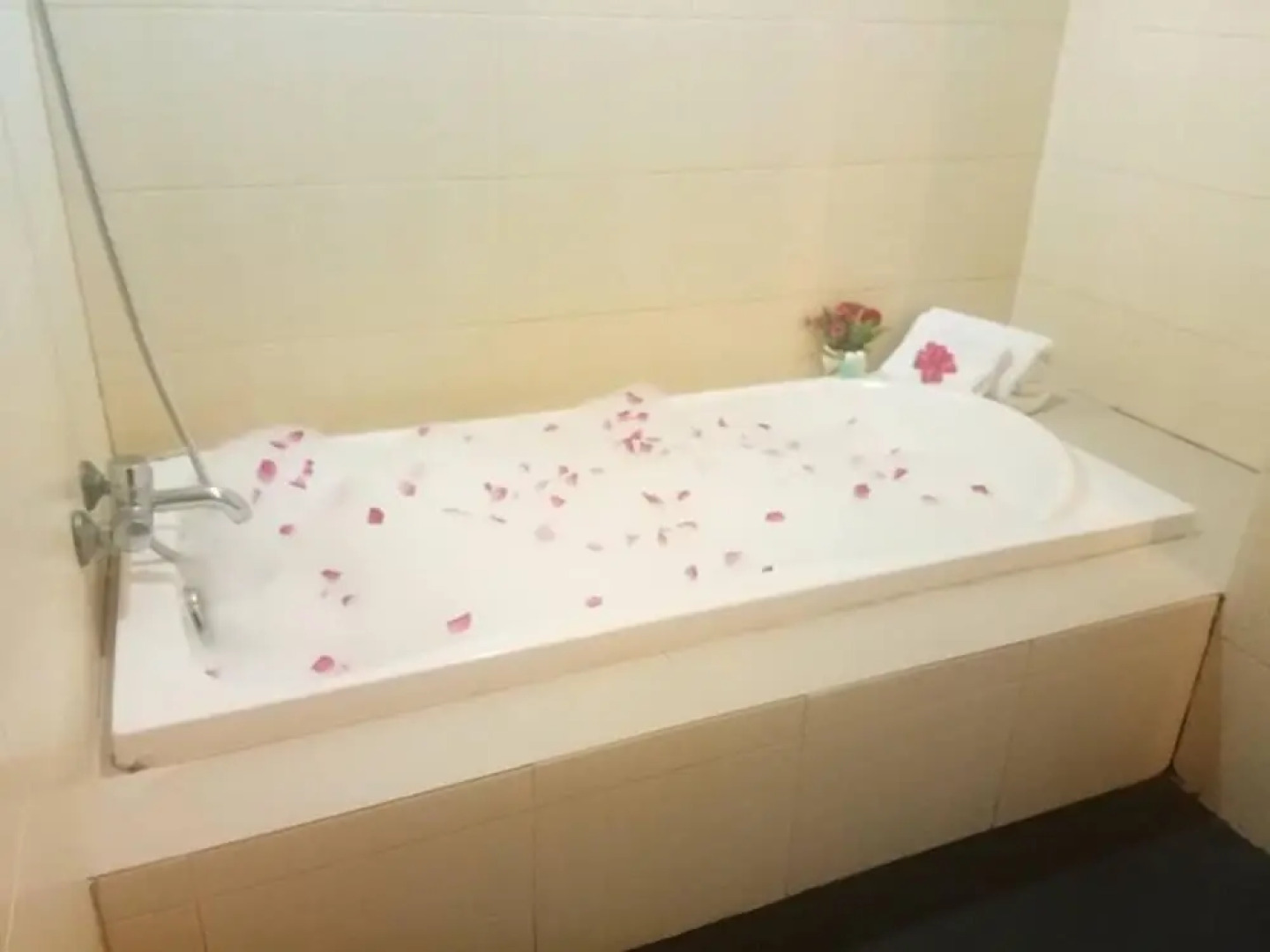 Ananya Residence Service Apartment