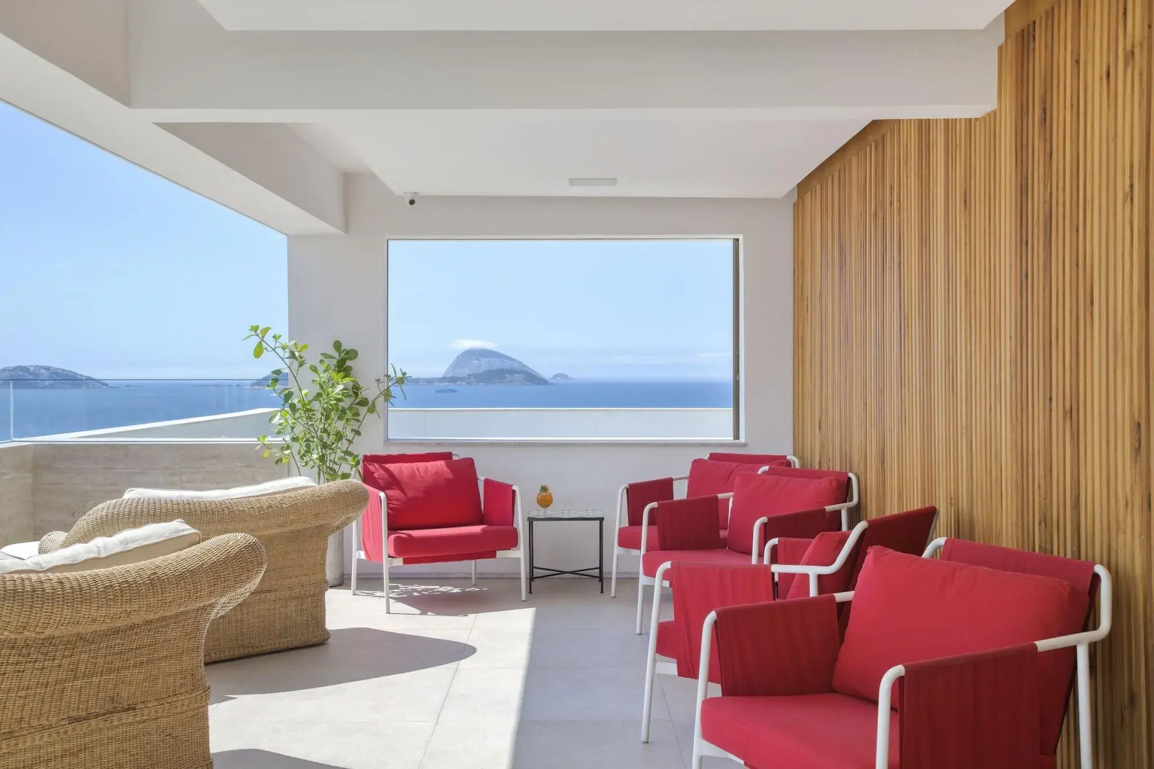 Marina All Suites Hotel
