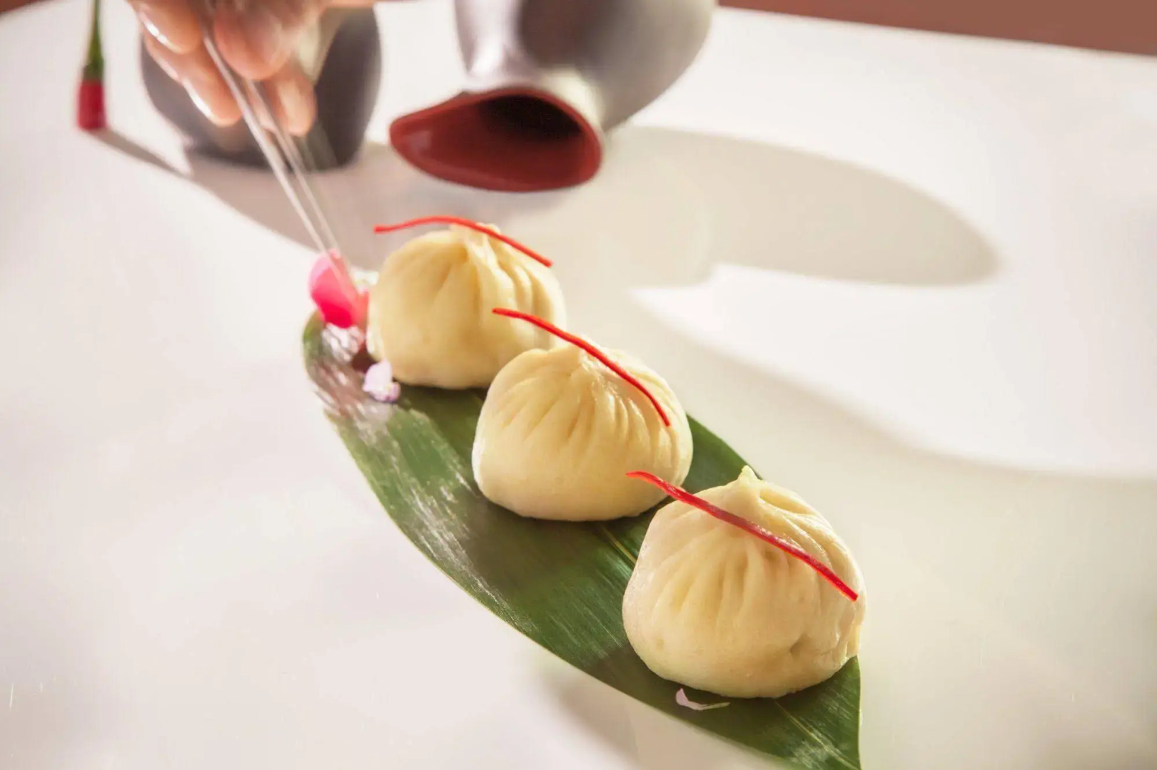 Shangri-La Apartments