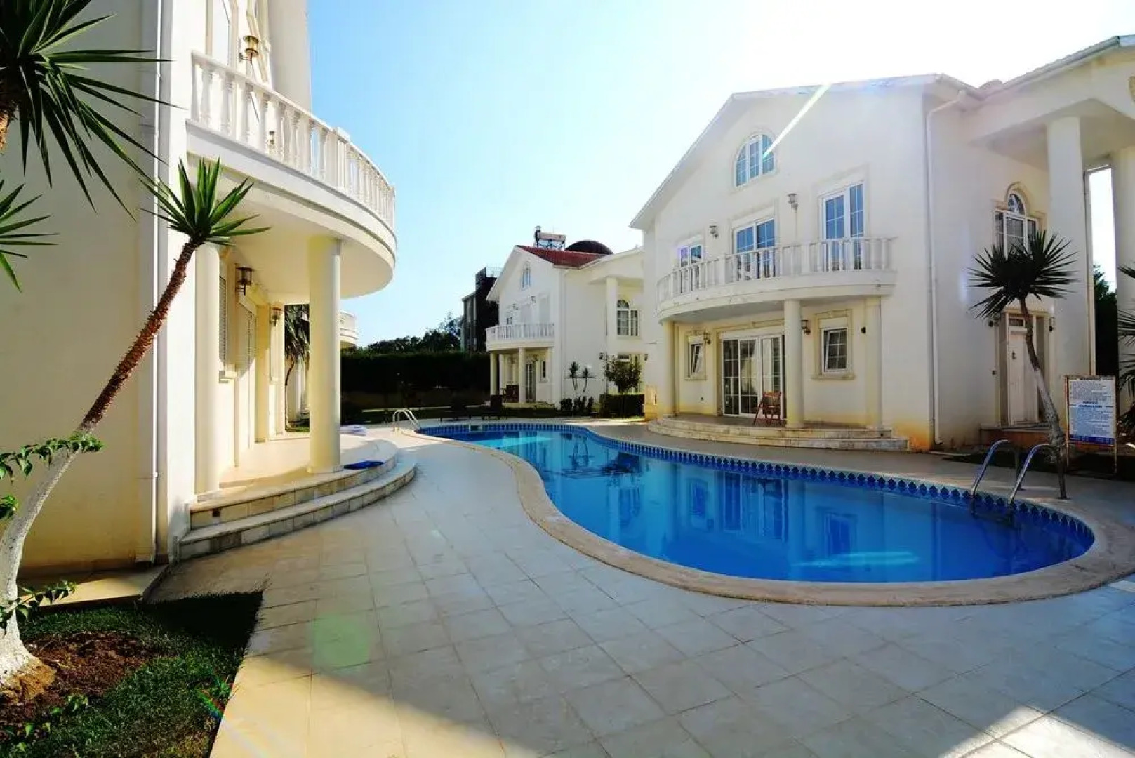 King Penelope Villas