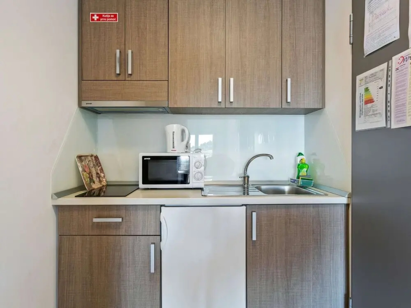 Contemporary Apartment in Drvenik With Balcony