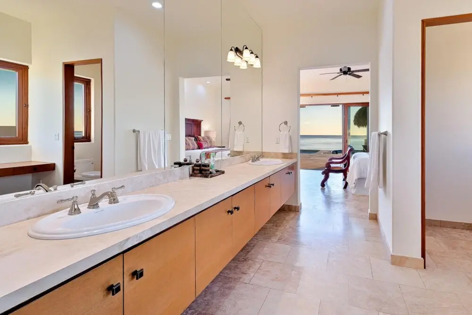 Oceanfront Getaway Near Cabo Pulmo: Villa Bahia de los Frailes