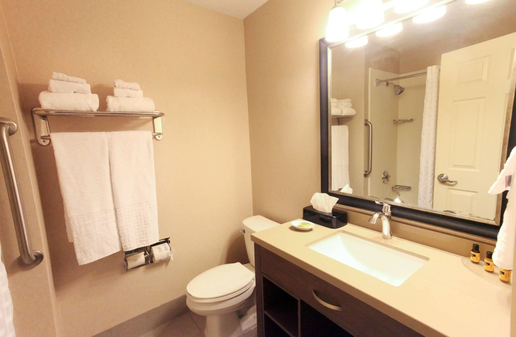 Best Western Plus CottonTree Inn
