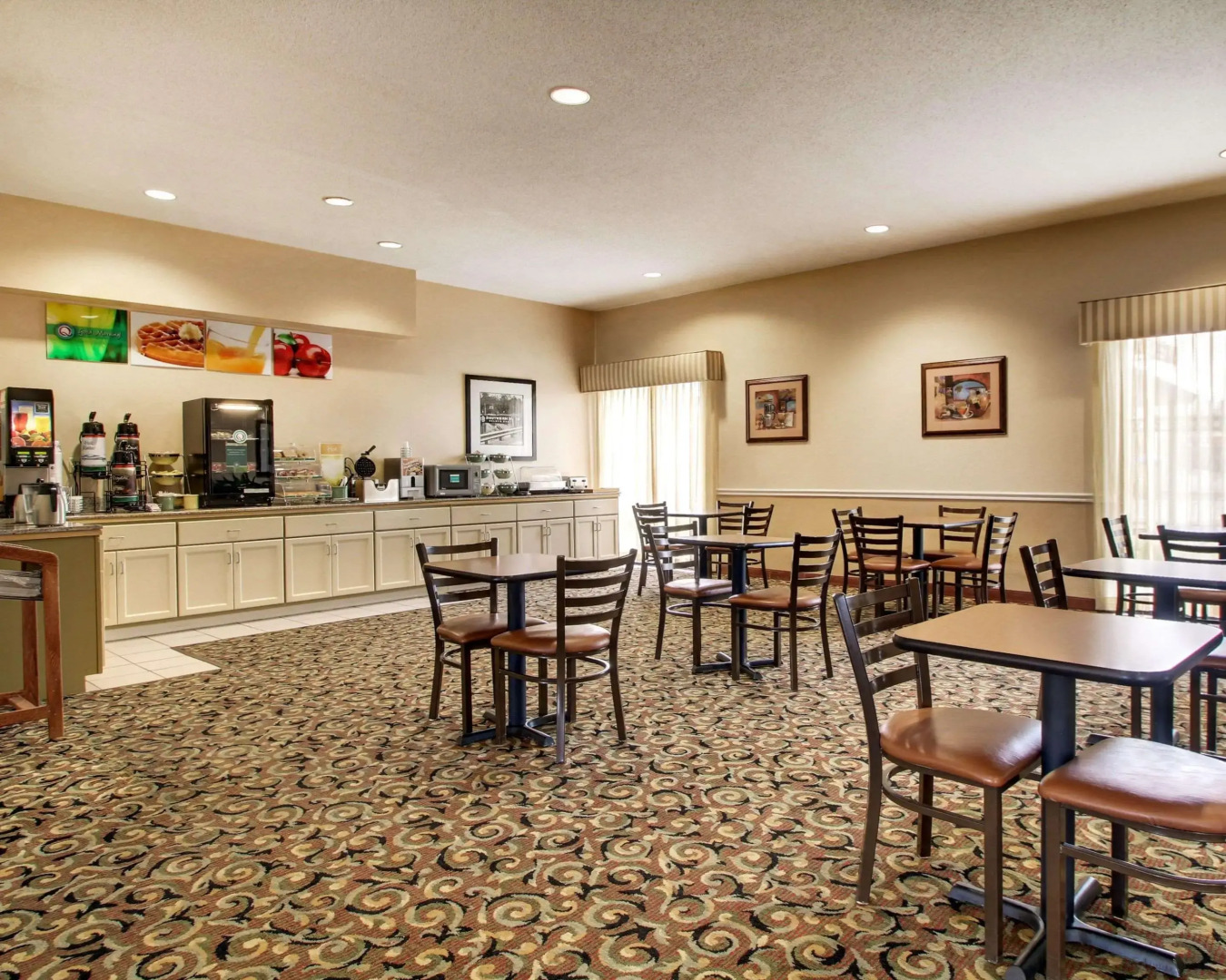 Quality Inn &  Suites Hattiesburg North