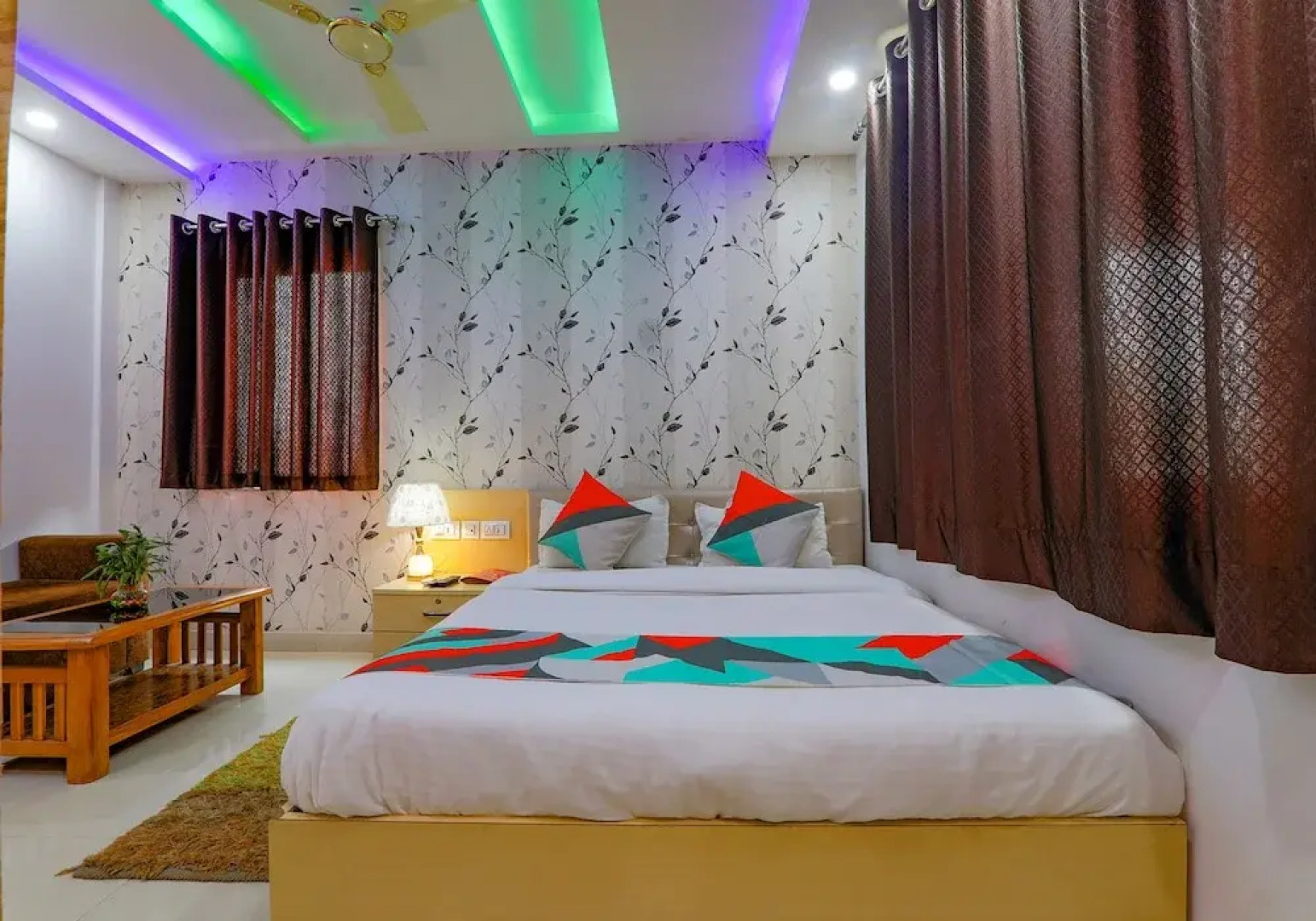 Hotel Moti Mahal by OYO Rooms
