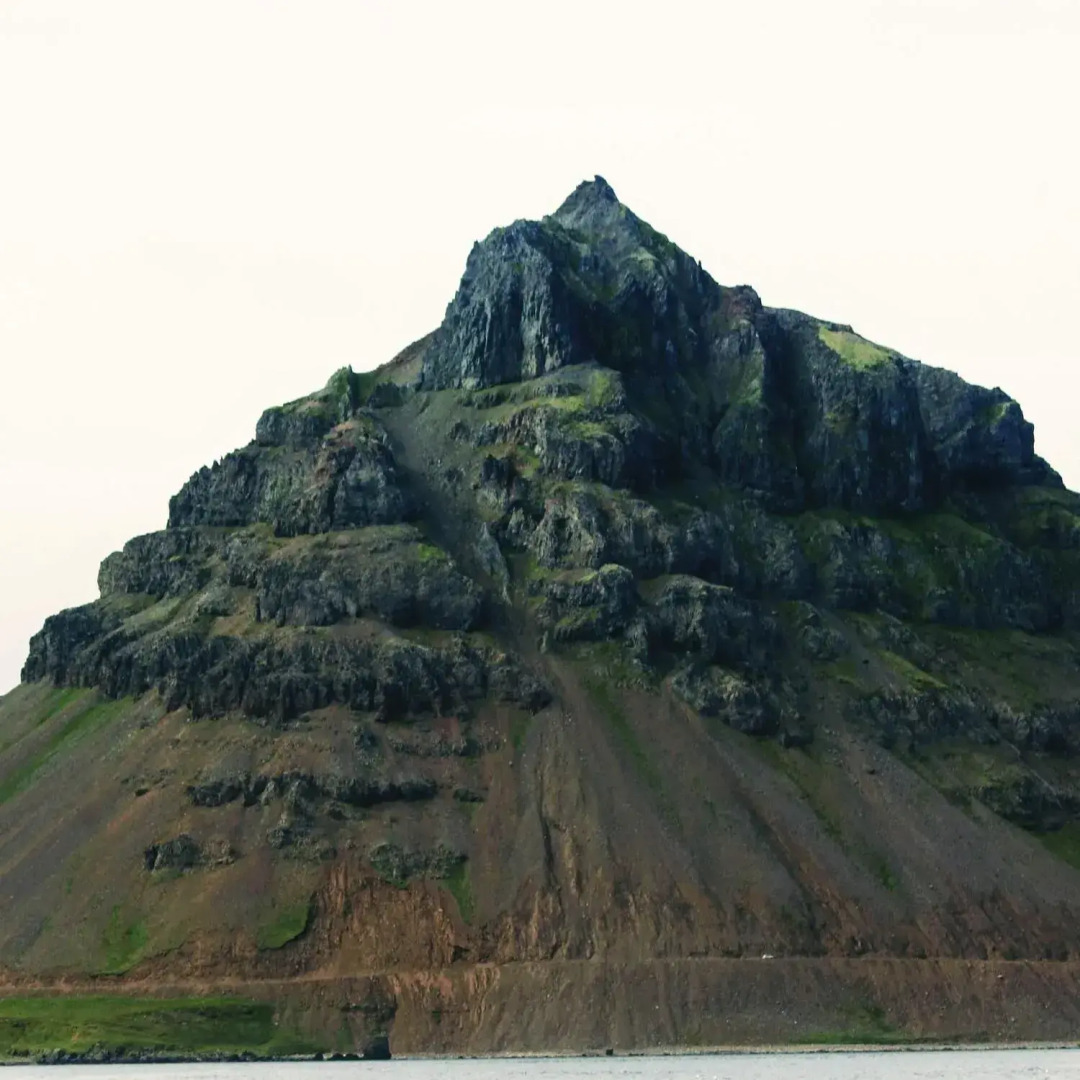 Urdartindur Guesthouse