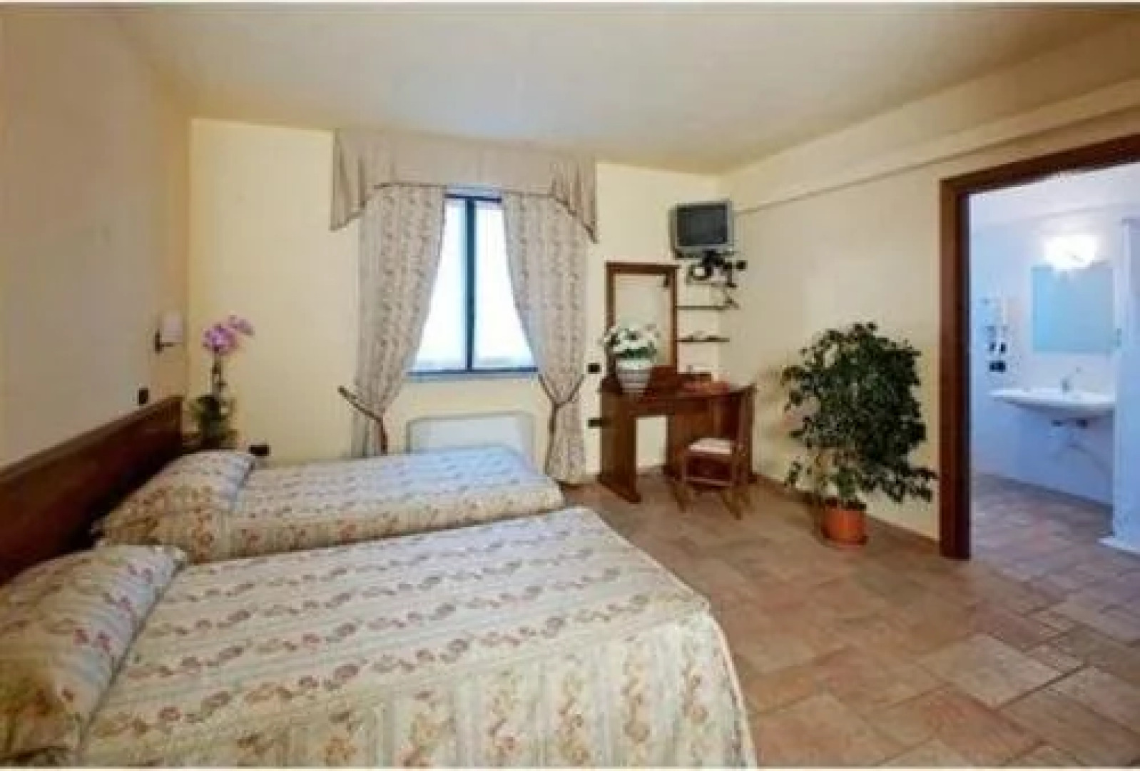 Albergo Ristorante Trattoria Del Castello