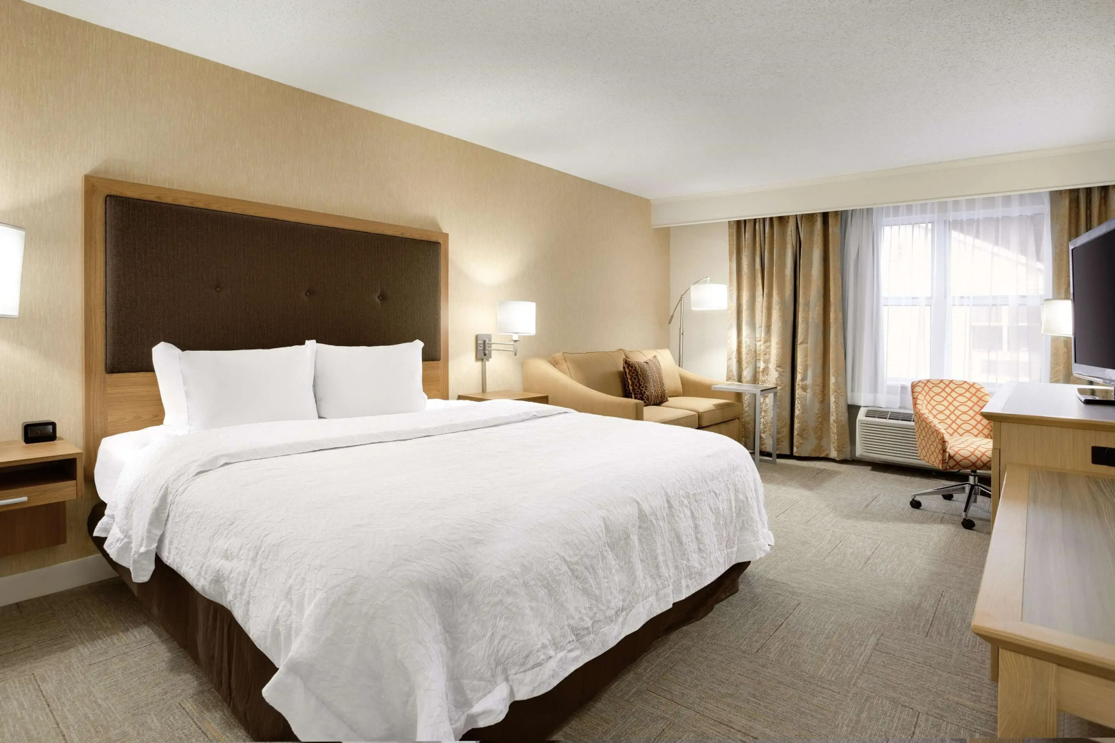 Hampton Inn & Suites Cleveland/Independence