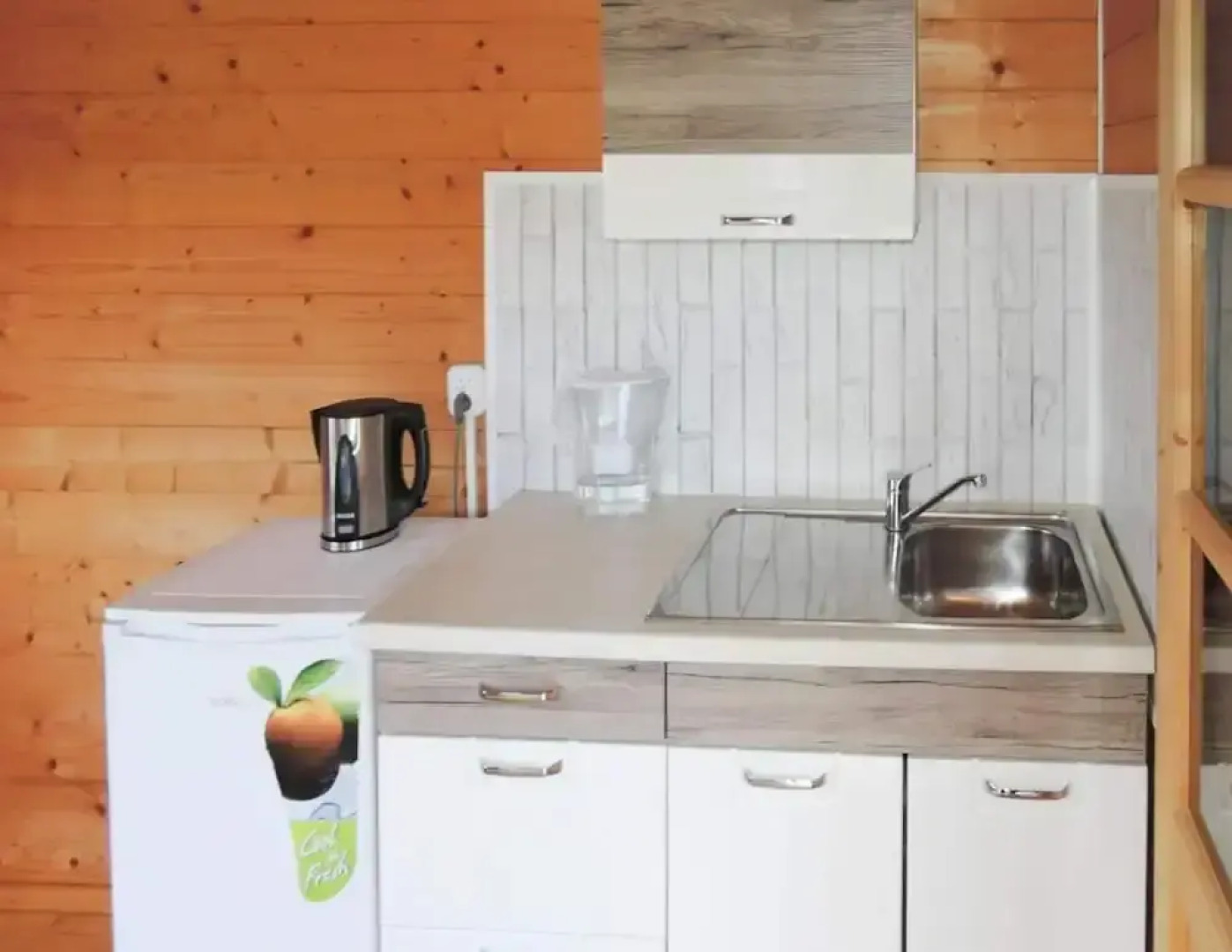 Bungalow With Terrace and Scenic Grounds