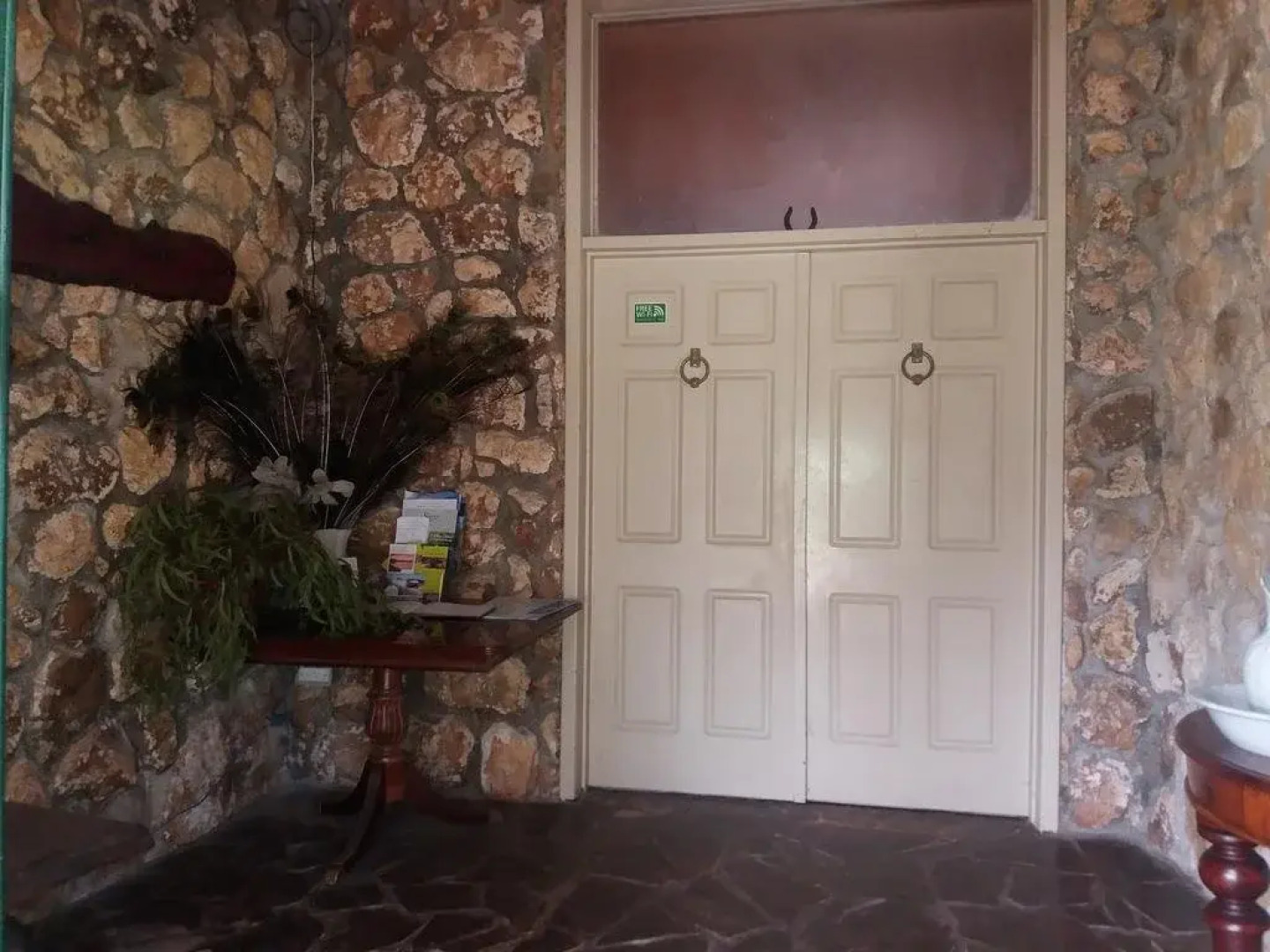 Pelican Lagoon Lodge