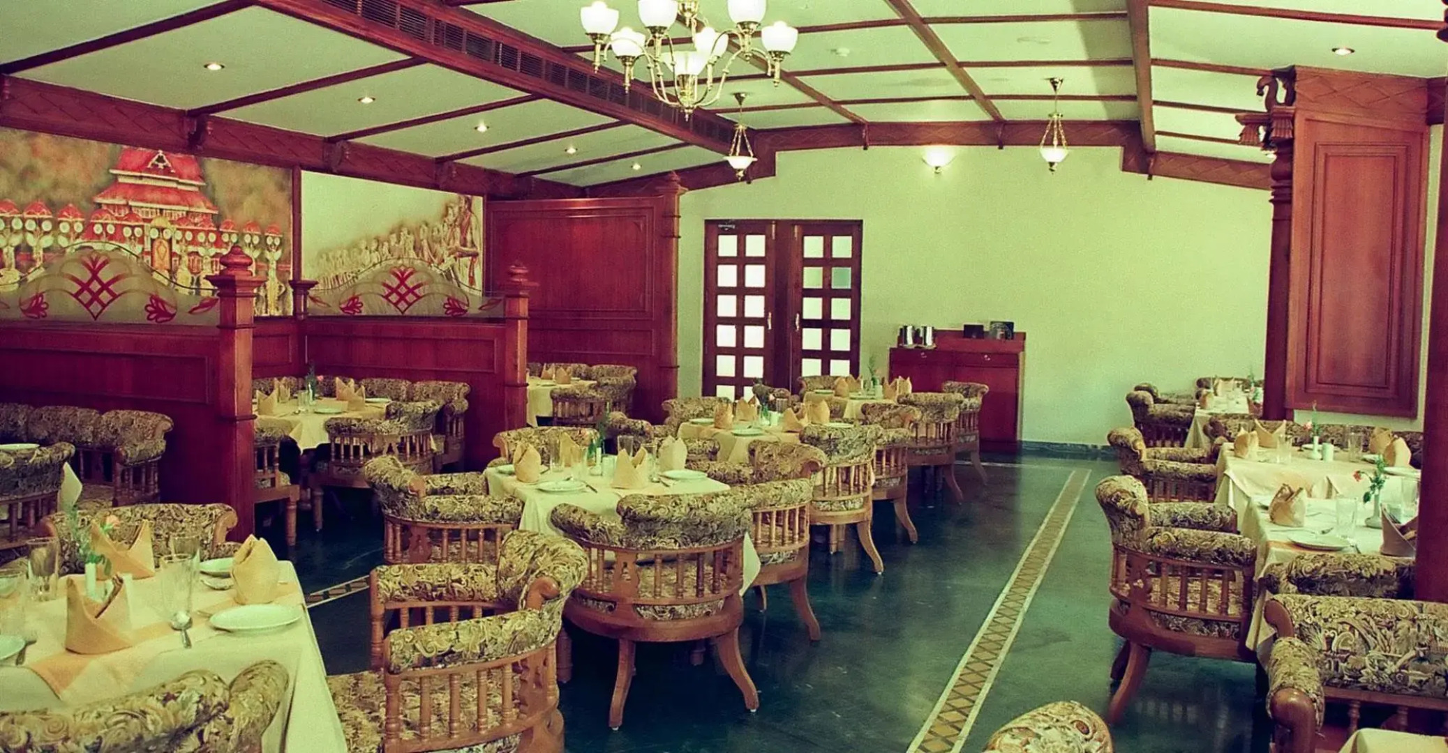 hotel srichakra international