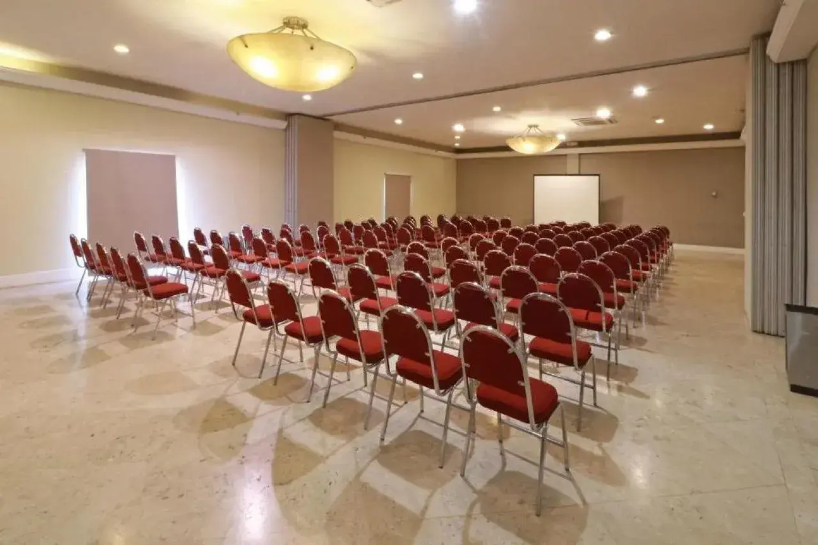 Holiday Inn Hotel & Suites Guadalajara-Centro Historico by IHG