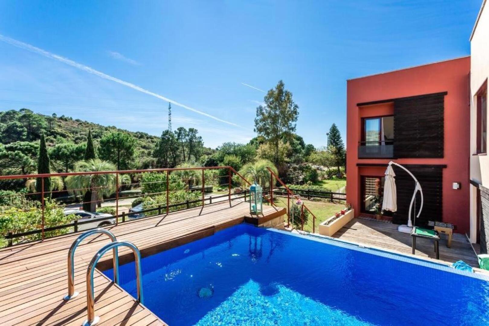 New Luxury 3 beds Villa Private Pool Garden inside Resort and Country Club