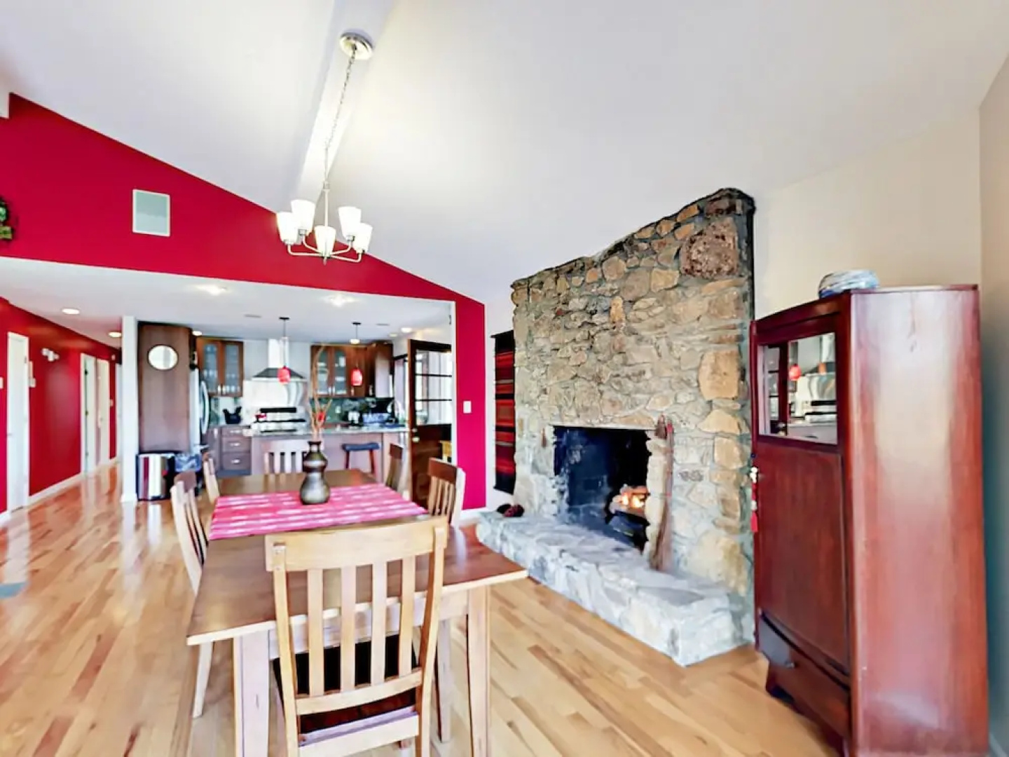 Reem Creek Retreat - 4 Br Home