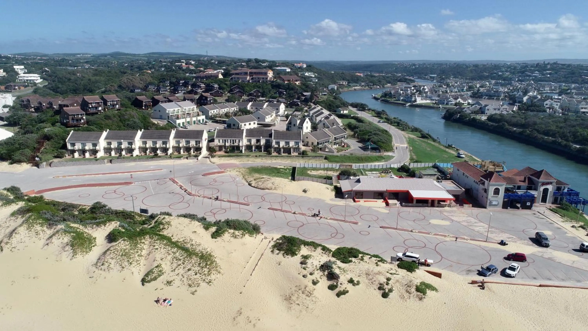 42 Settler Sands Beachfront Accommodation Sea and River View