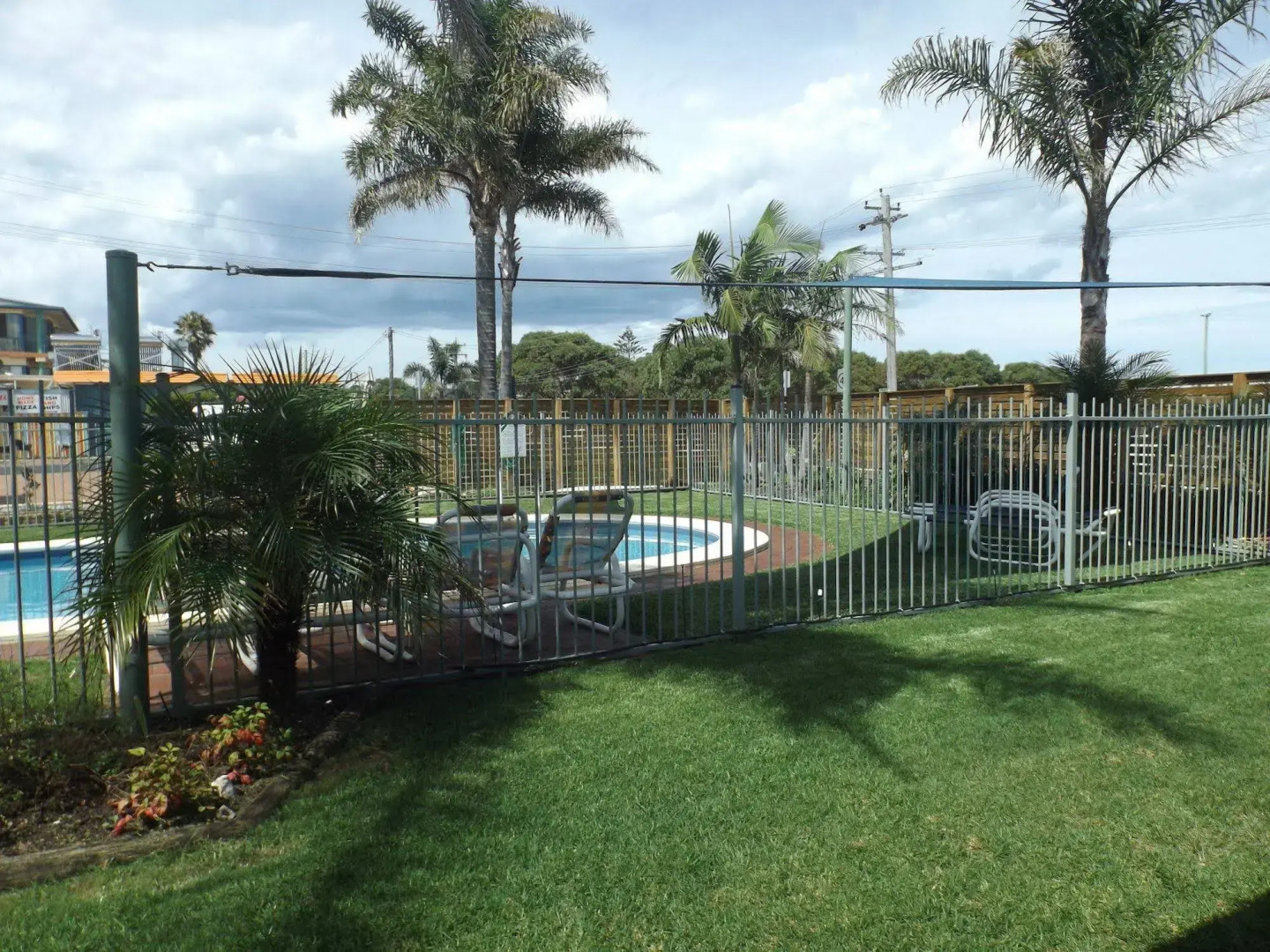 Surfside Holiday Apartments