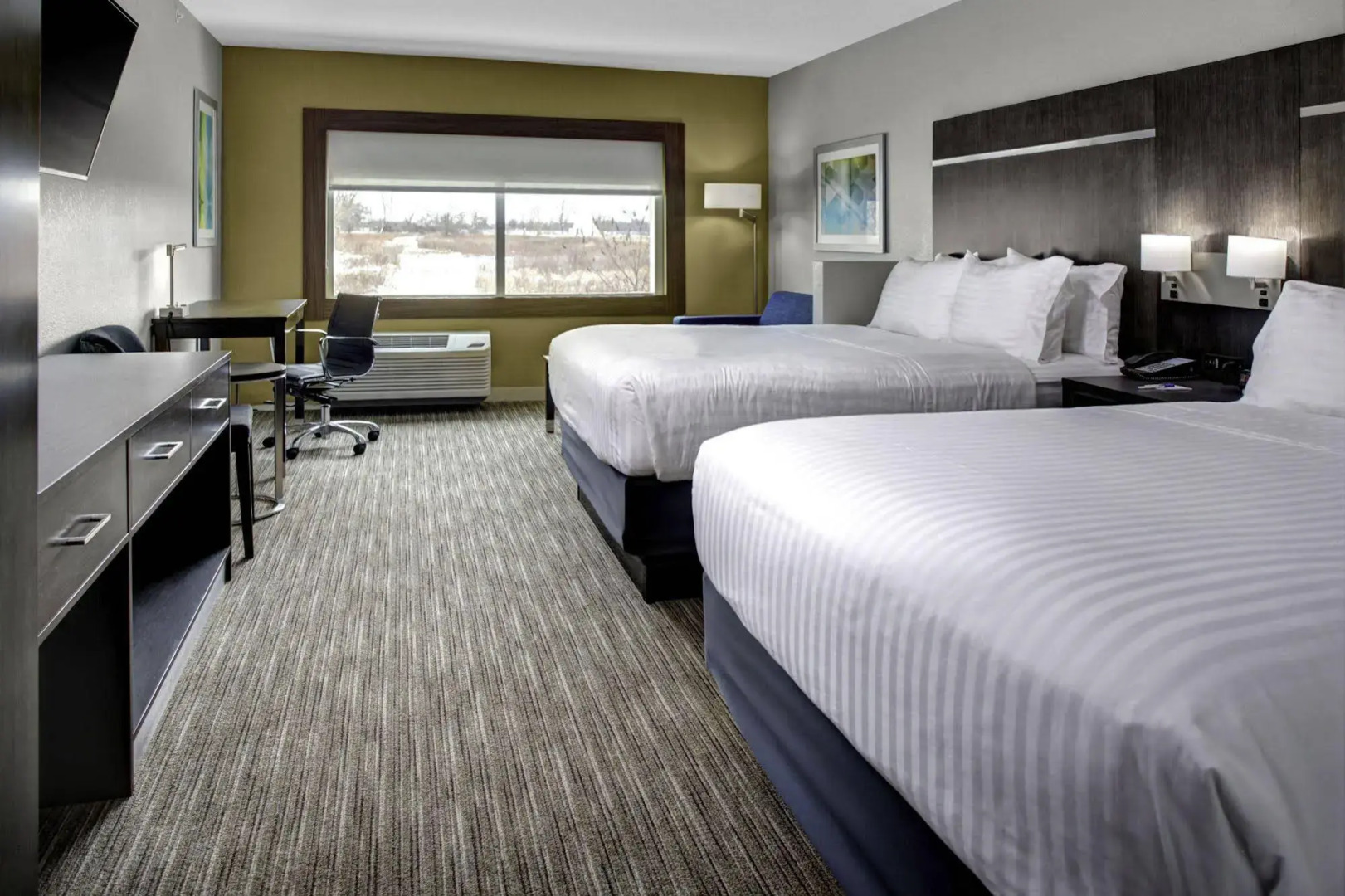 Holiday Inn Express & Suites Coldwater by IHG