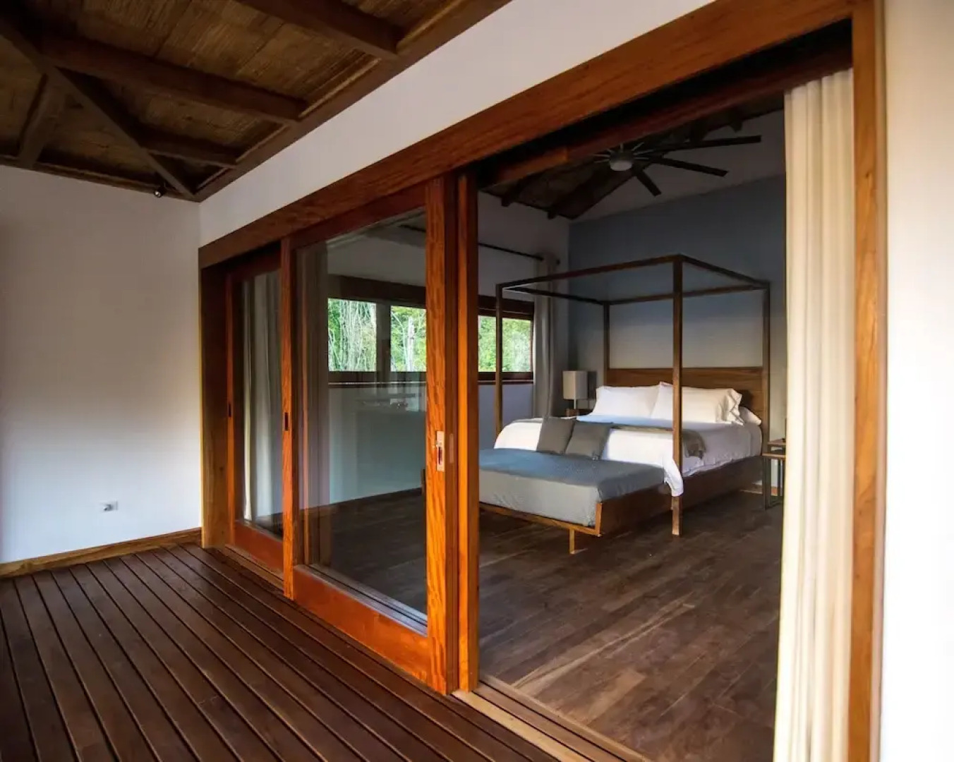 Hermosa-Hills Luxury Villas