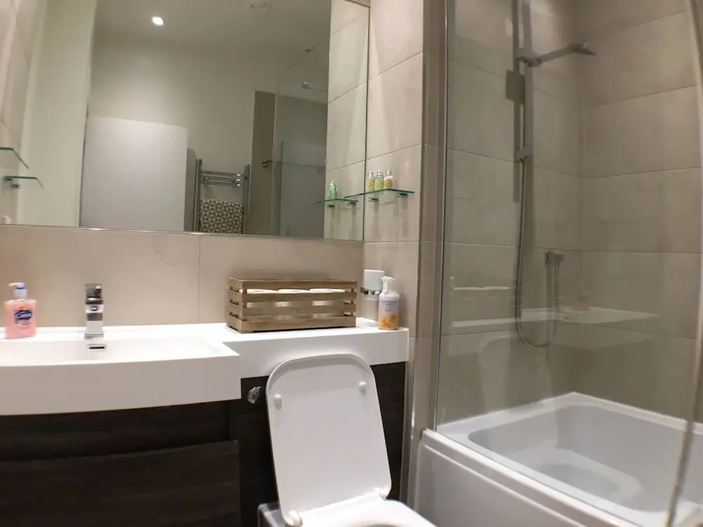 Victoria Street Apartments