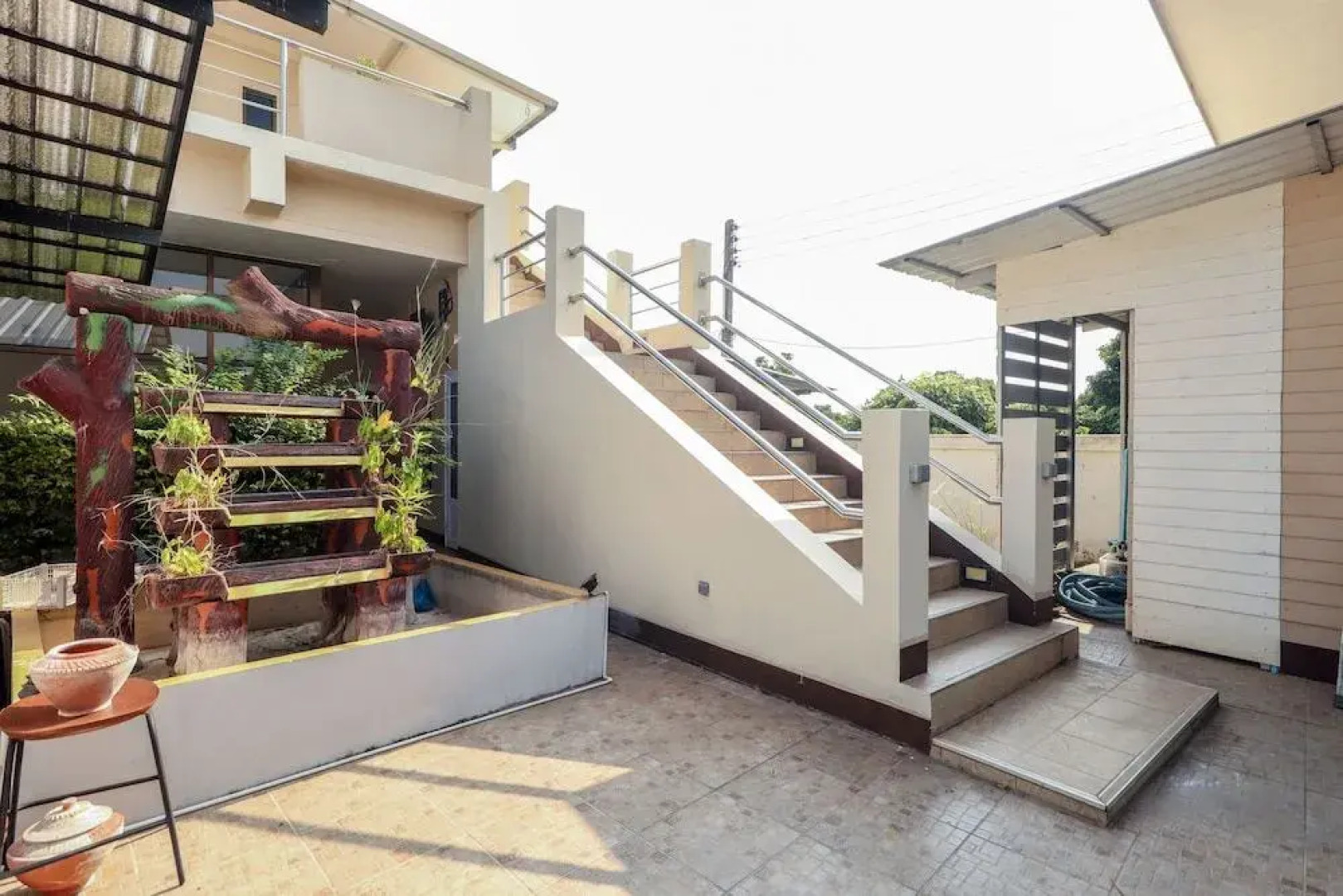 Oyo 361 Relax Garden House