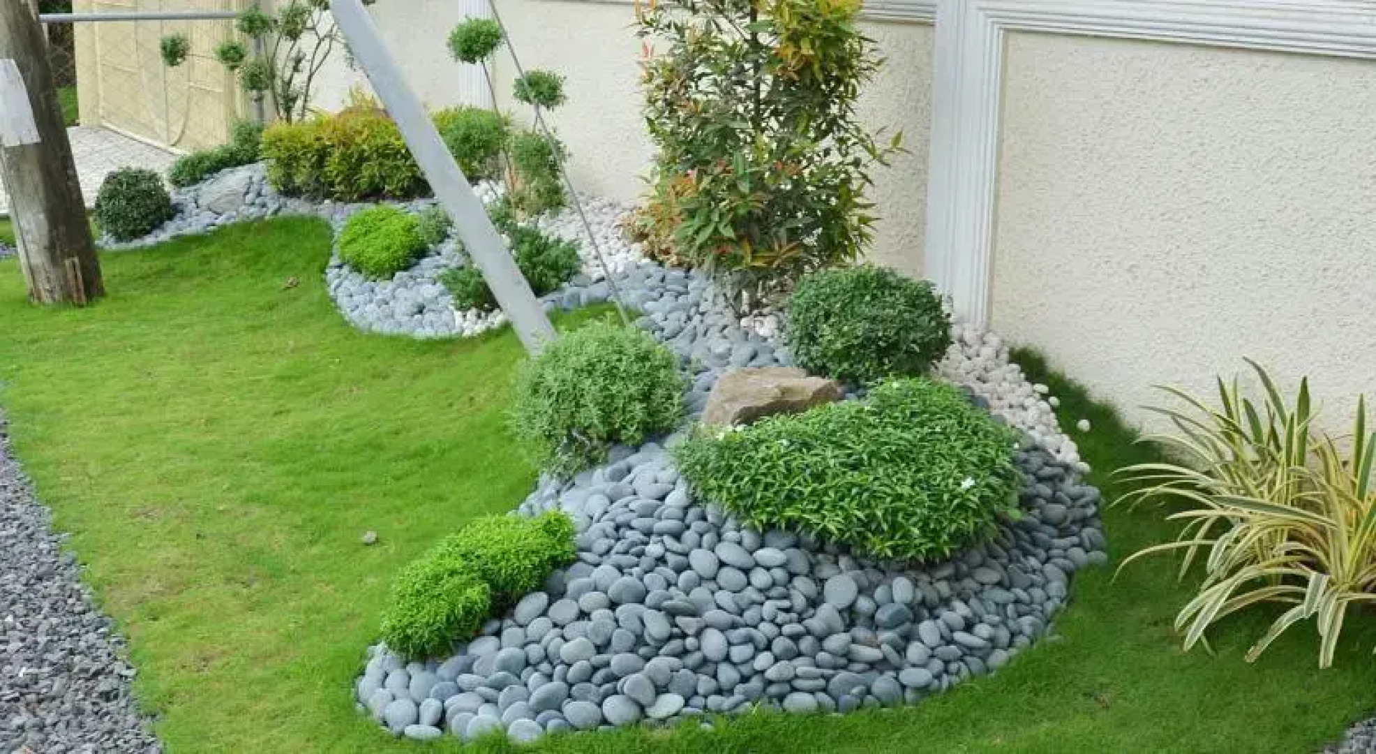 5-Bedroom Home in Ecoland