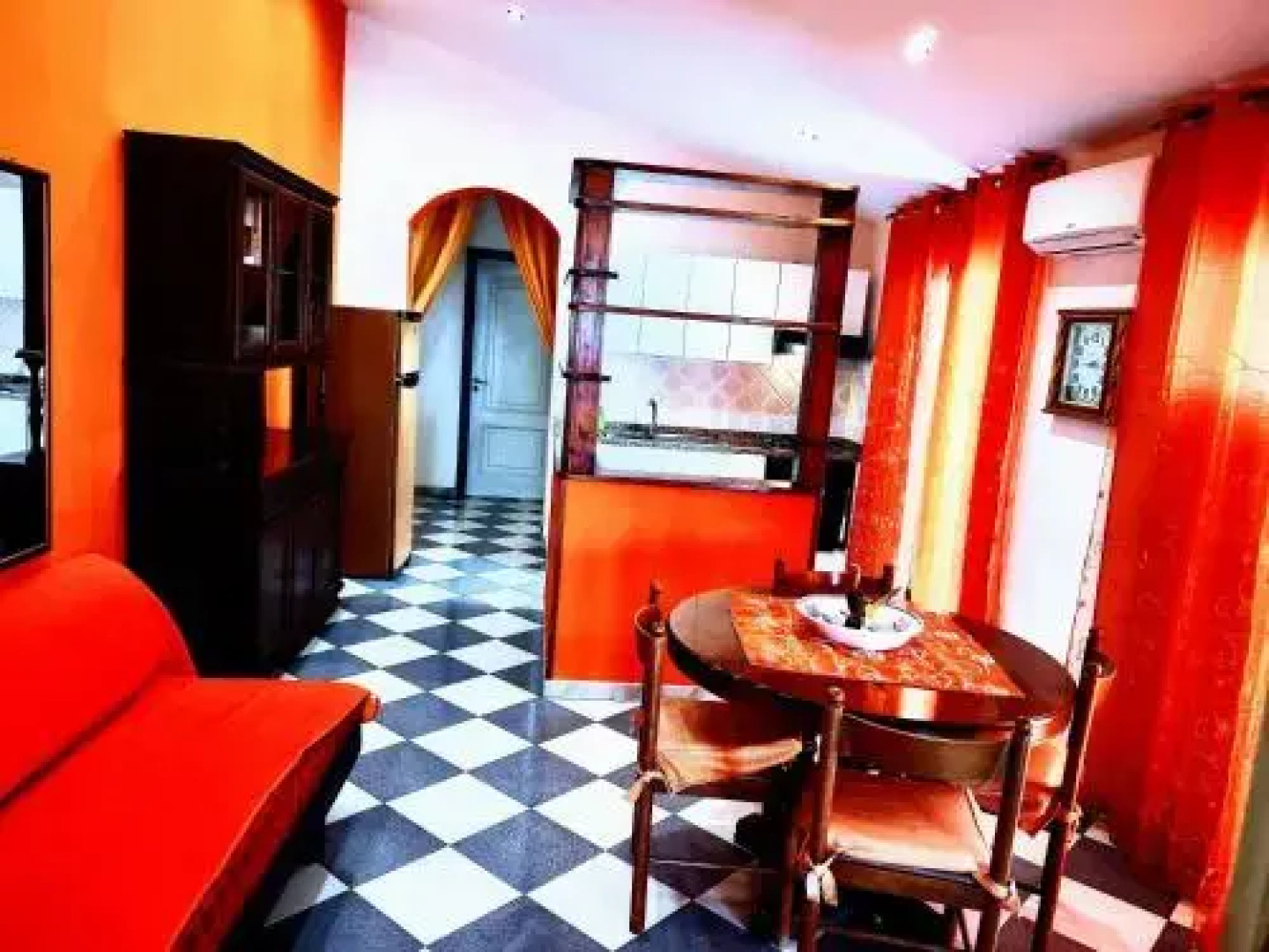 Casa Vacanze via Pola