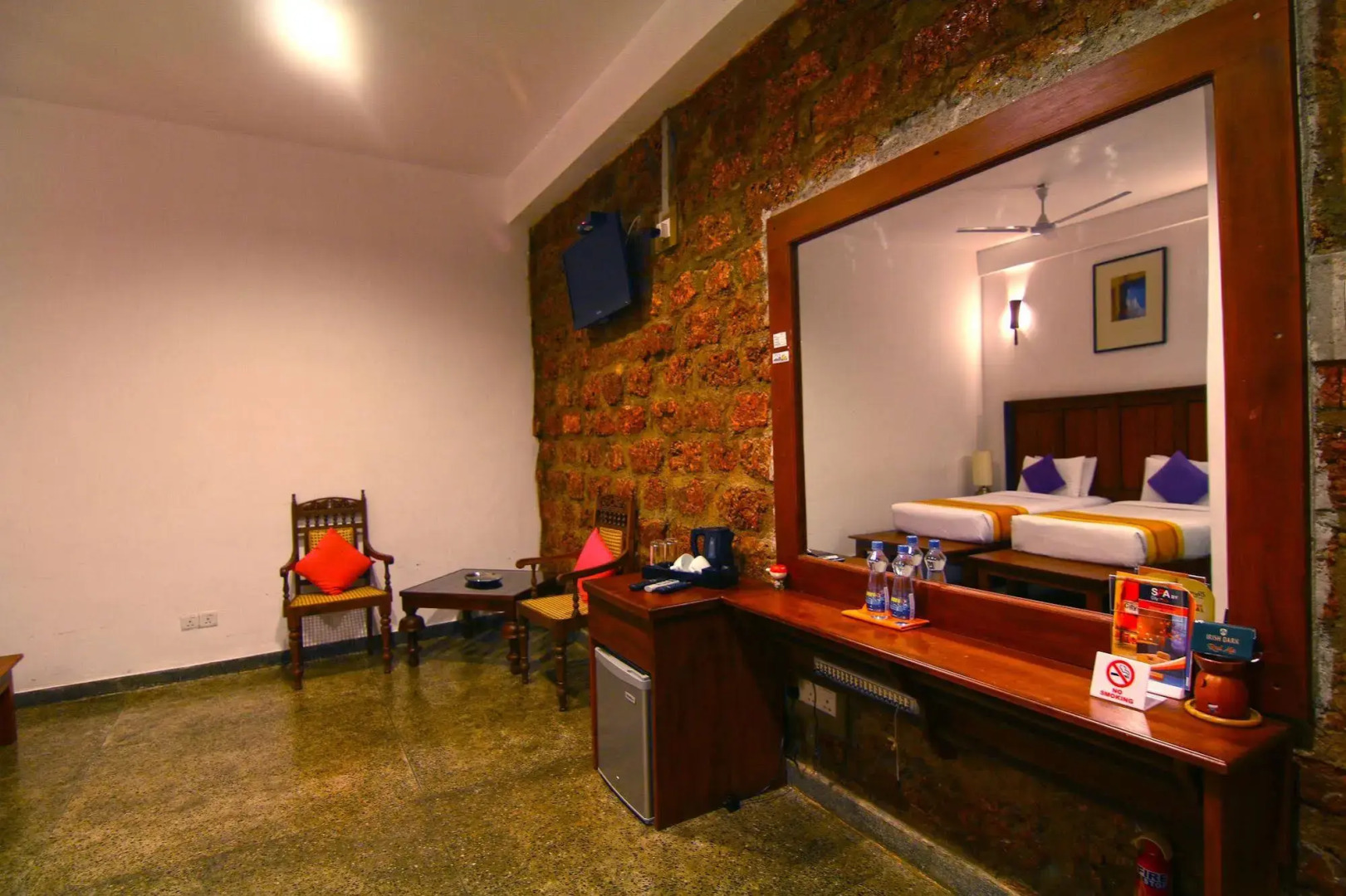 Airport City Hub Hotel