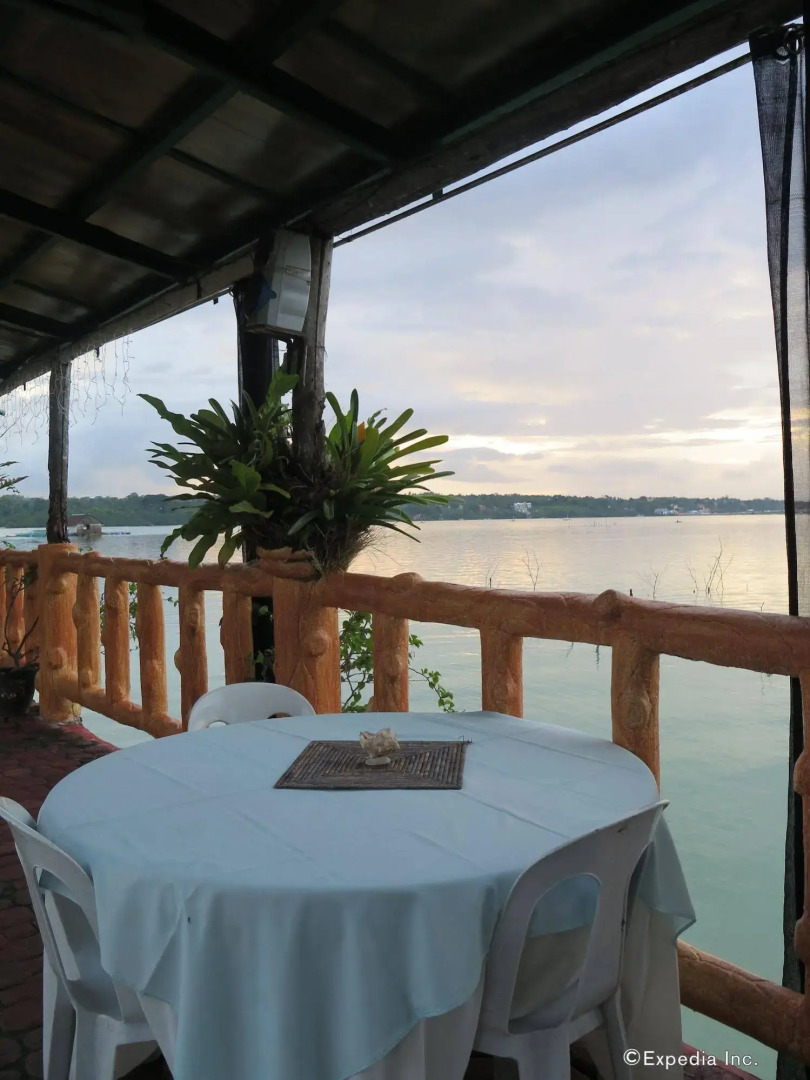 Villa Alzhun Tourist Inn and Restaurant