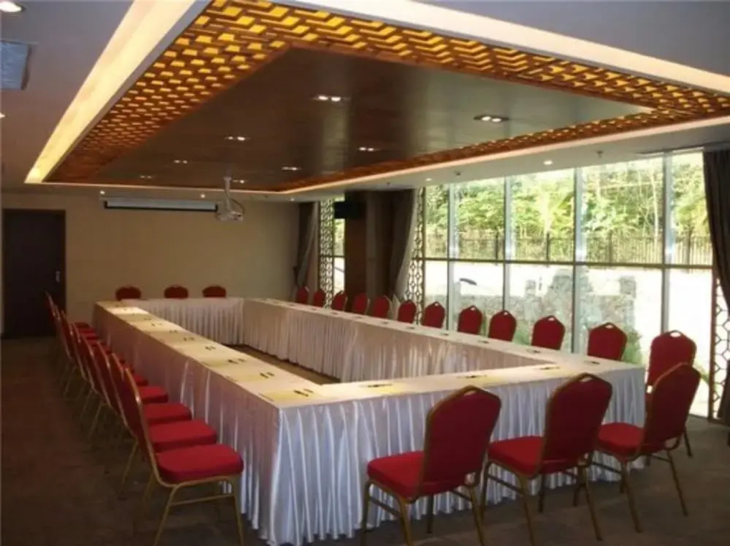 Xi Shuang Ban Na Island Resort