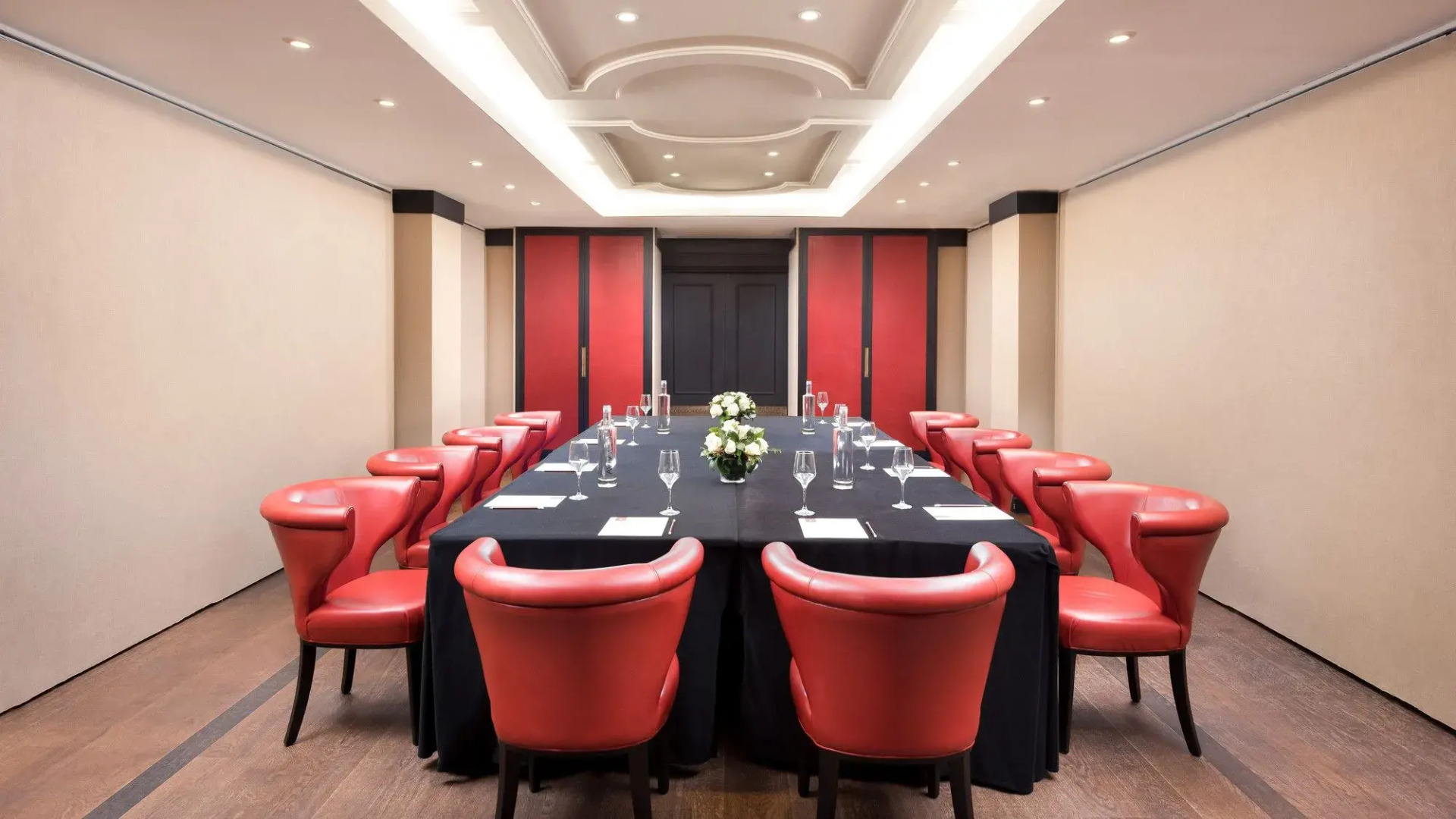 Отель Alfonso XIII, a Luxury Collection Hotel, Seville