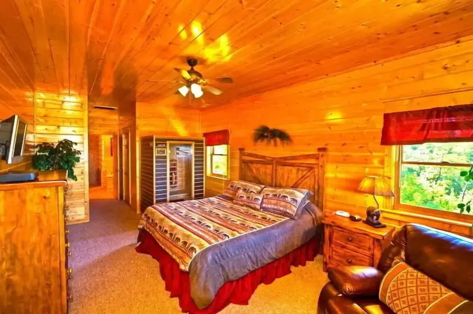 Million Dollar View - Four Bedroom Cabin