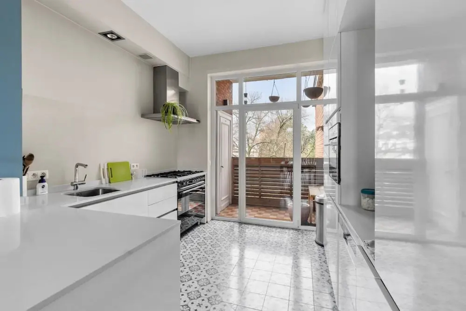 Luxurious Modern Apartment in Antwerp, Belgium