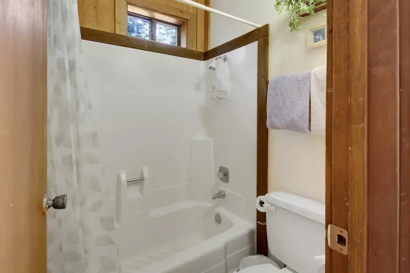 Barking Pine Cabin 915 2 Bedrooms 2 Bathrooms Cabin