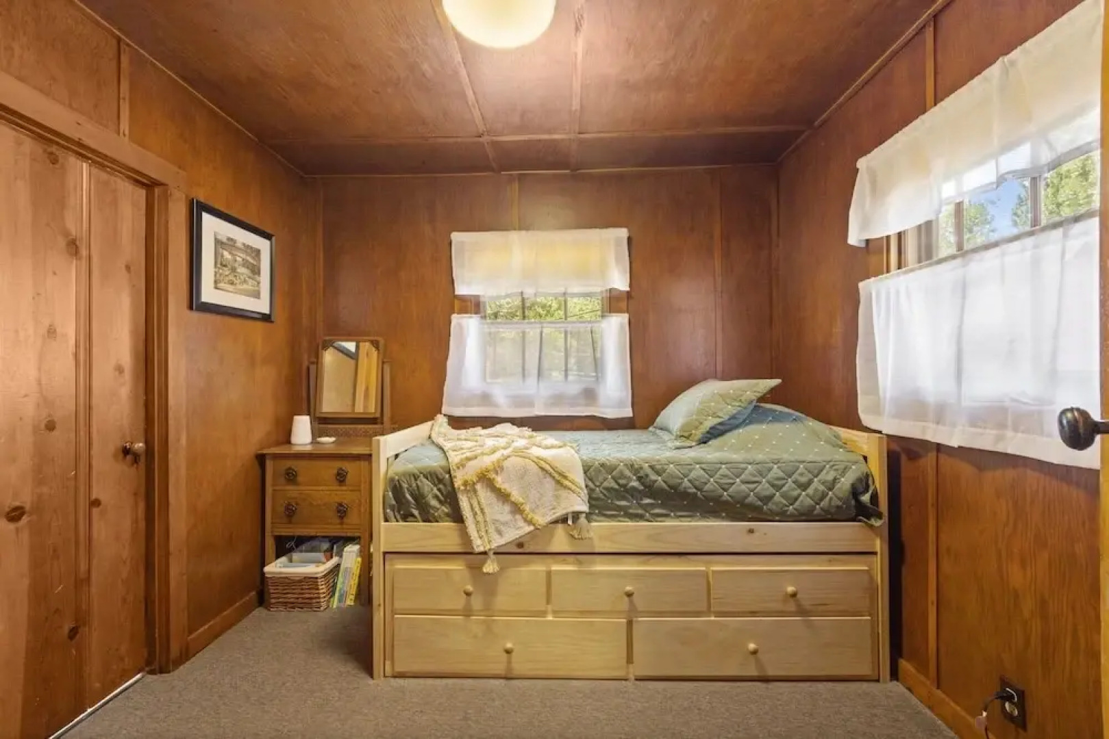 The Nest 4 Bedroom Cabin by Redawning