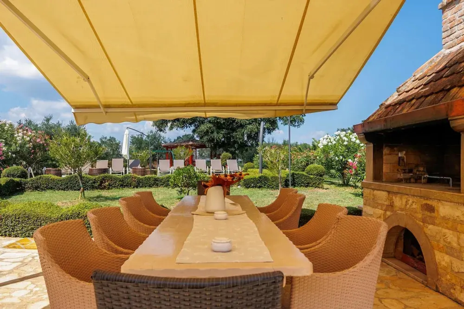 Pool Villa Divina in i an