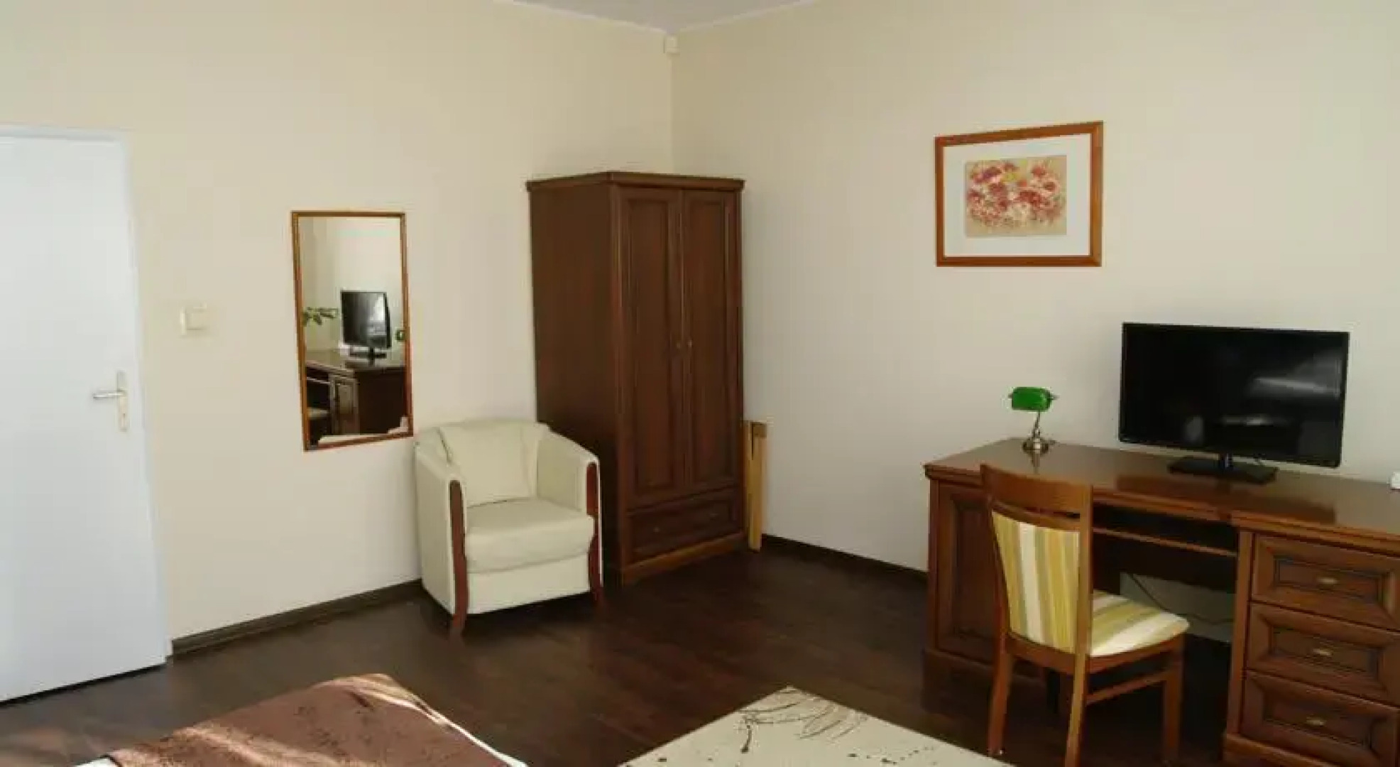 Pensjonat - Restauracja Żółty Domek