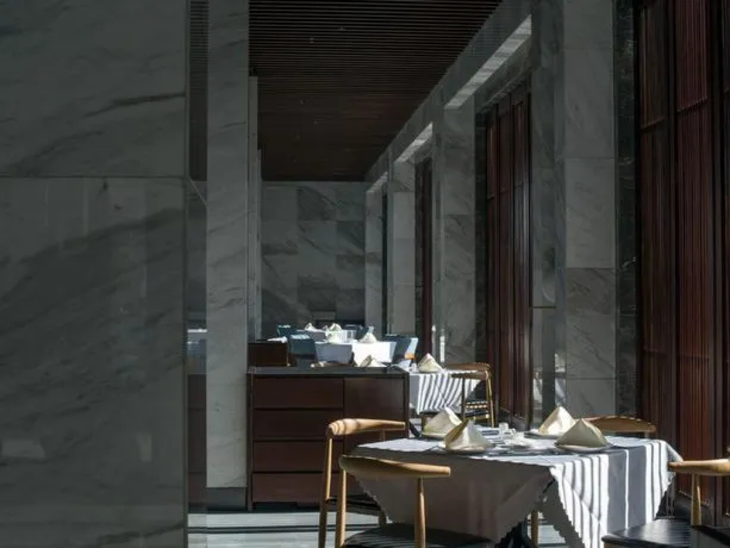 Dali Red Dragon Well Hotel