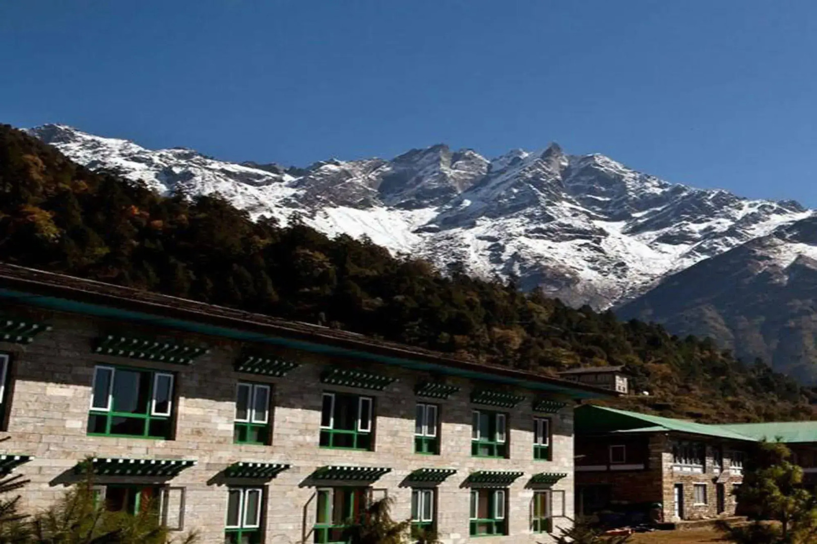 Yeti Mountain Home Phakding