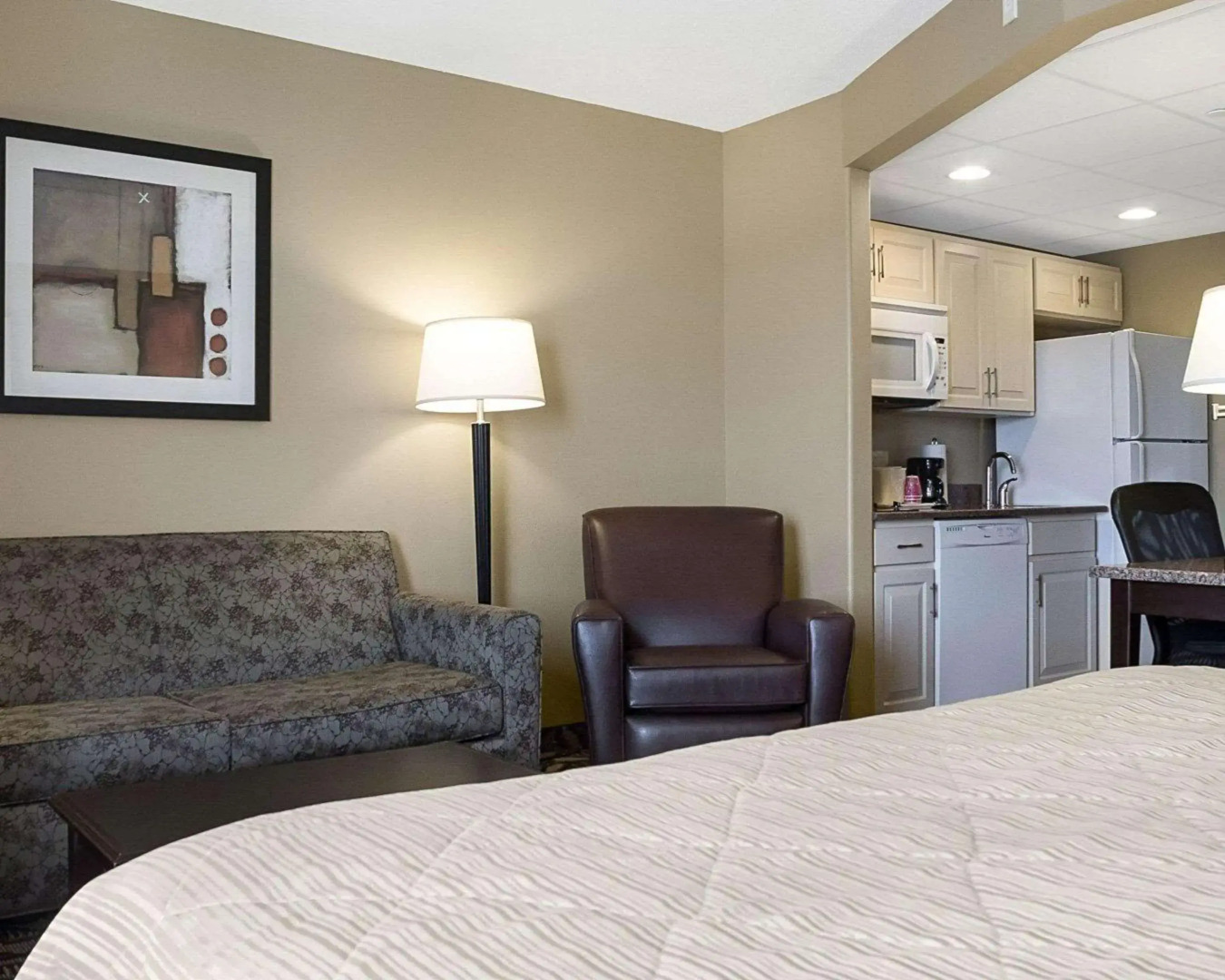 MainStay Suites Bismarck