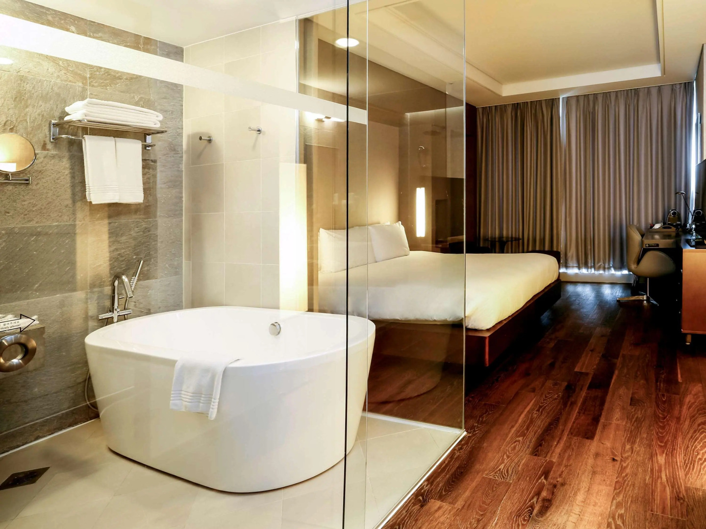 Grand Mercure Ambassador Changwon