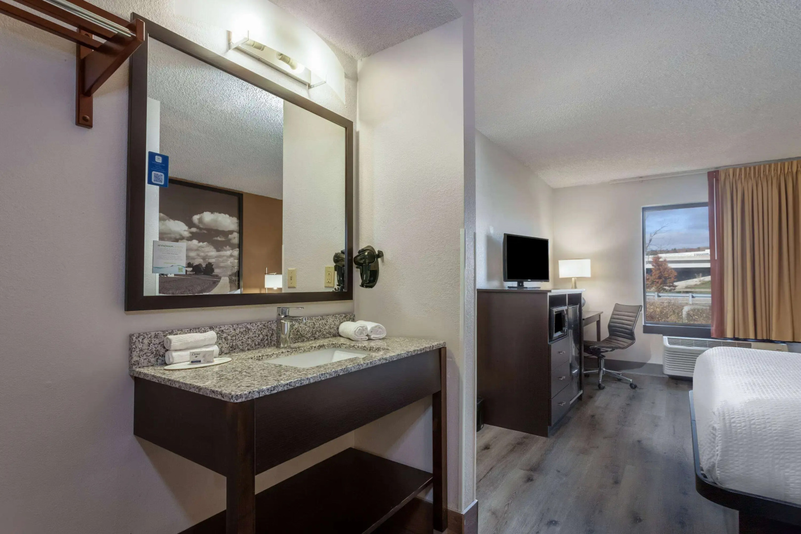 Super 8 by Wyndham Wausau